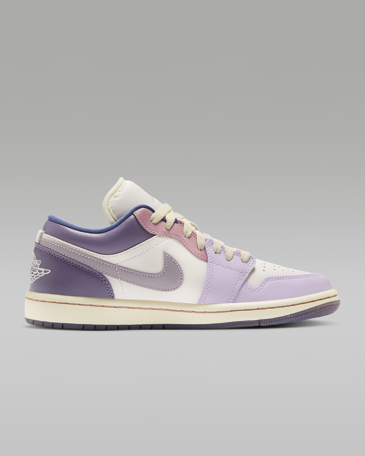 Image of Дамски Маратонки NIKE WMNS AIR JORDAN 1 LOW GCEL - Ballistic-sport