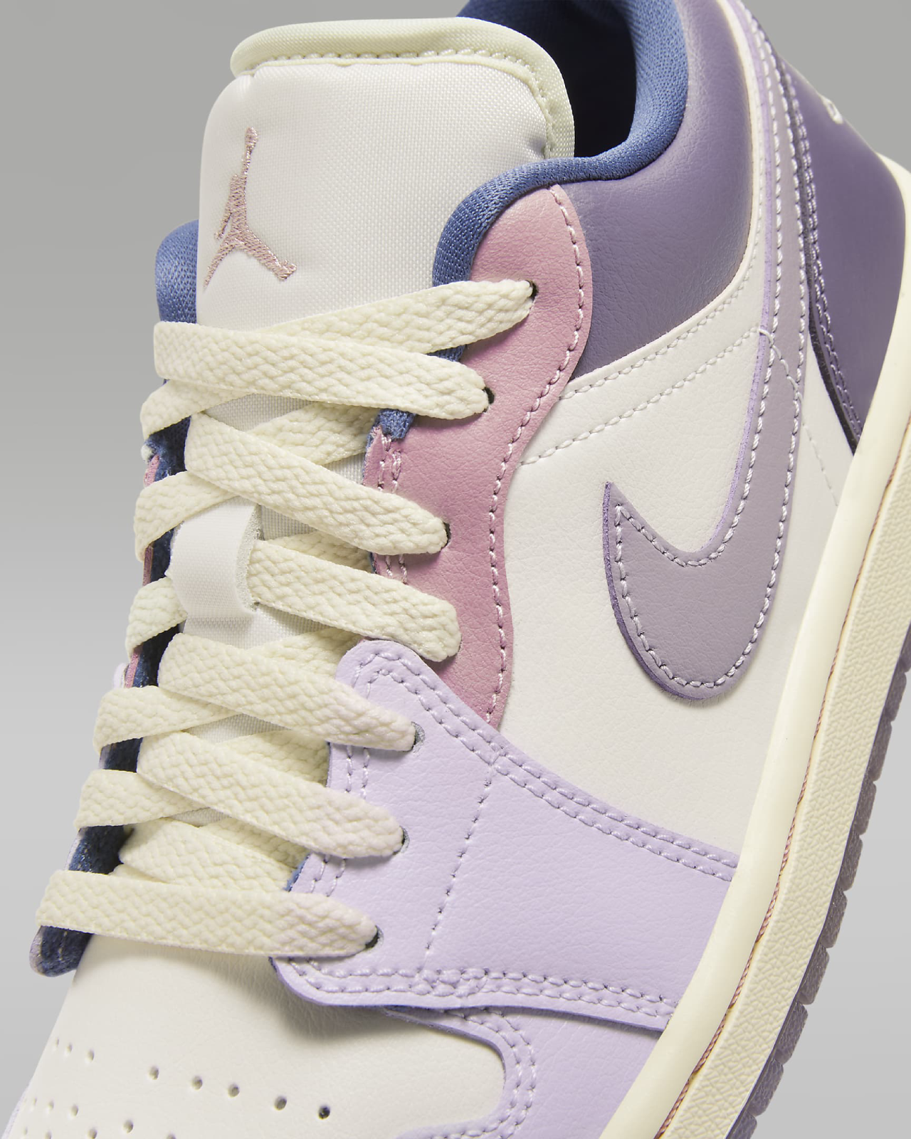 Дамски Маратонки NIKE WMNS AIR JORDAN 1 LOW GCEL - Ballistic-sport