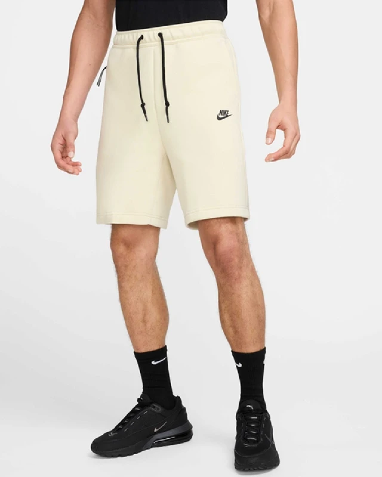 Image of Мъжки Къс панталон NIKE M NK TCH FLC SHORT