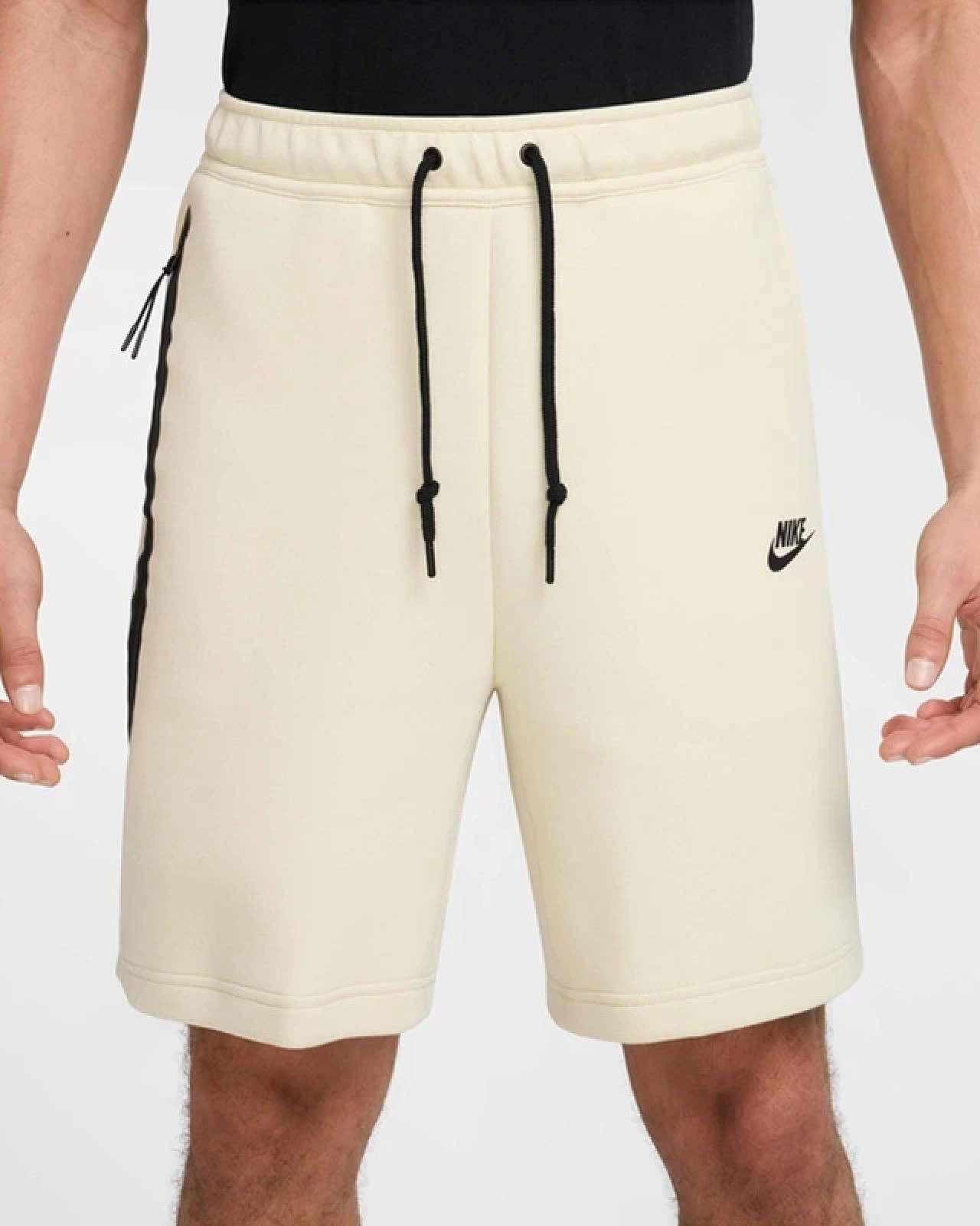 Image of Мъжки Къс панталон NIKE M NK TCH FLC SHORT
