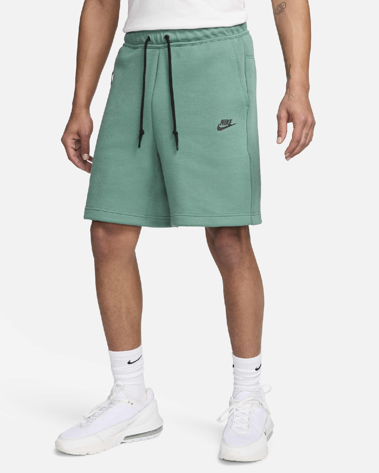 Image of Мъжки Къс панталон NIKE M NK TCH FLC SHORT - Ballistic-sport