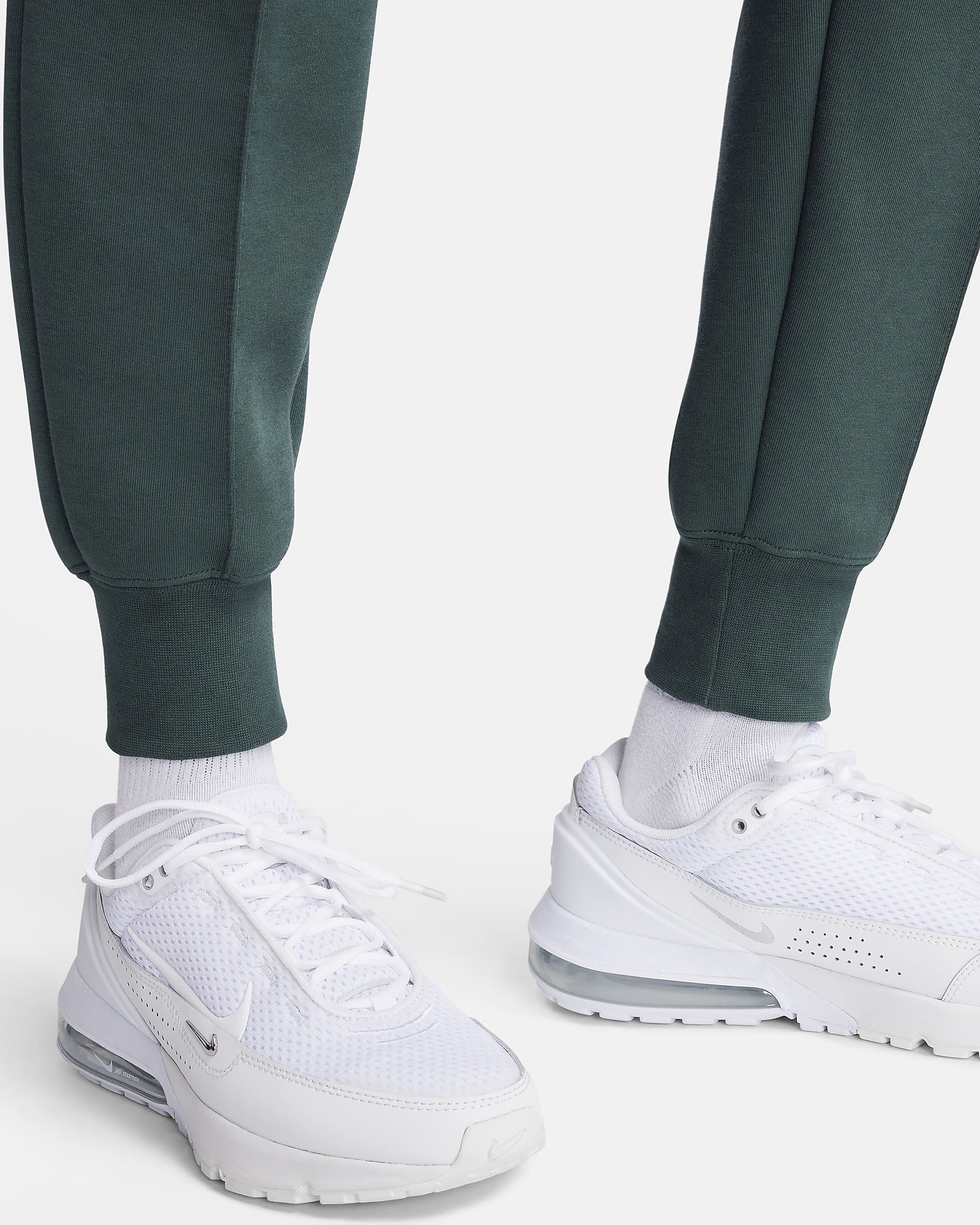 Дамски Панталон NIKE W NSW TCH FLC MR JGGR - Ballistic-sport
