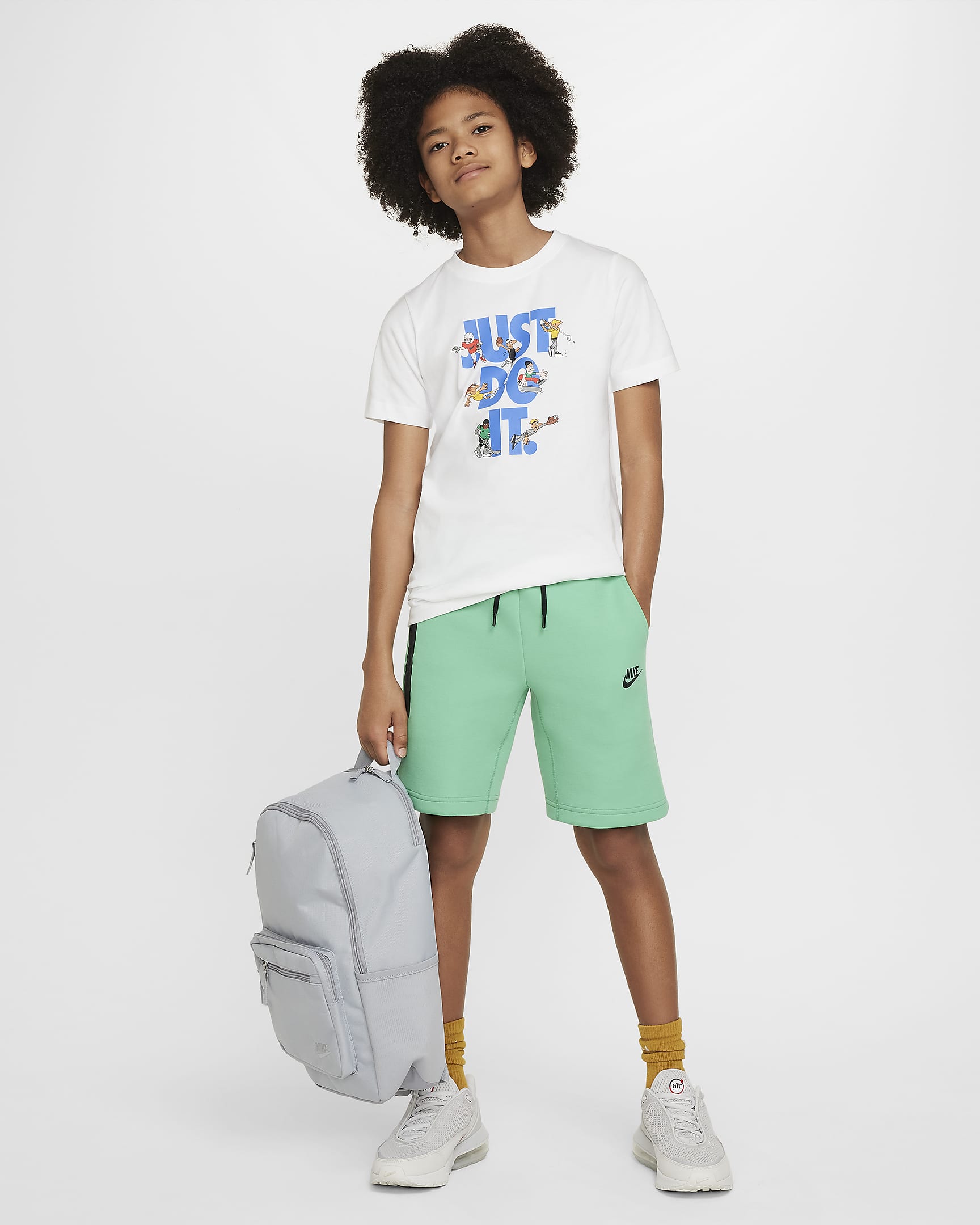 Image of Юношеската тениска NIKE K NSW TEE JDI MULTI SPORT - Ballistic-sport