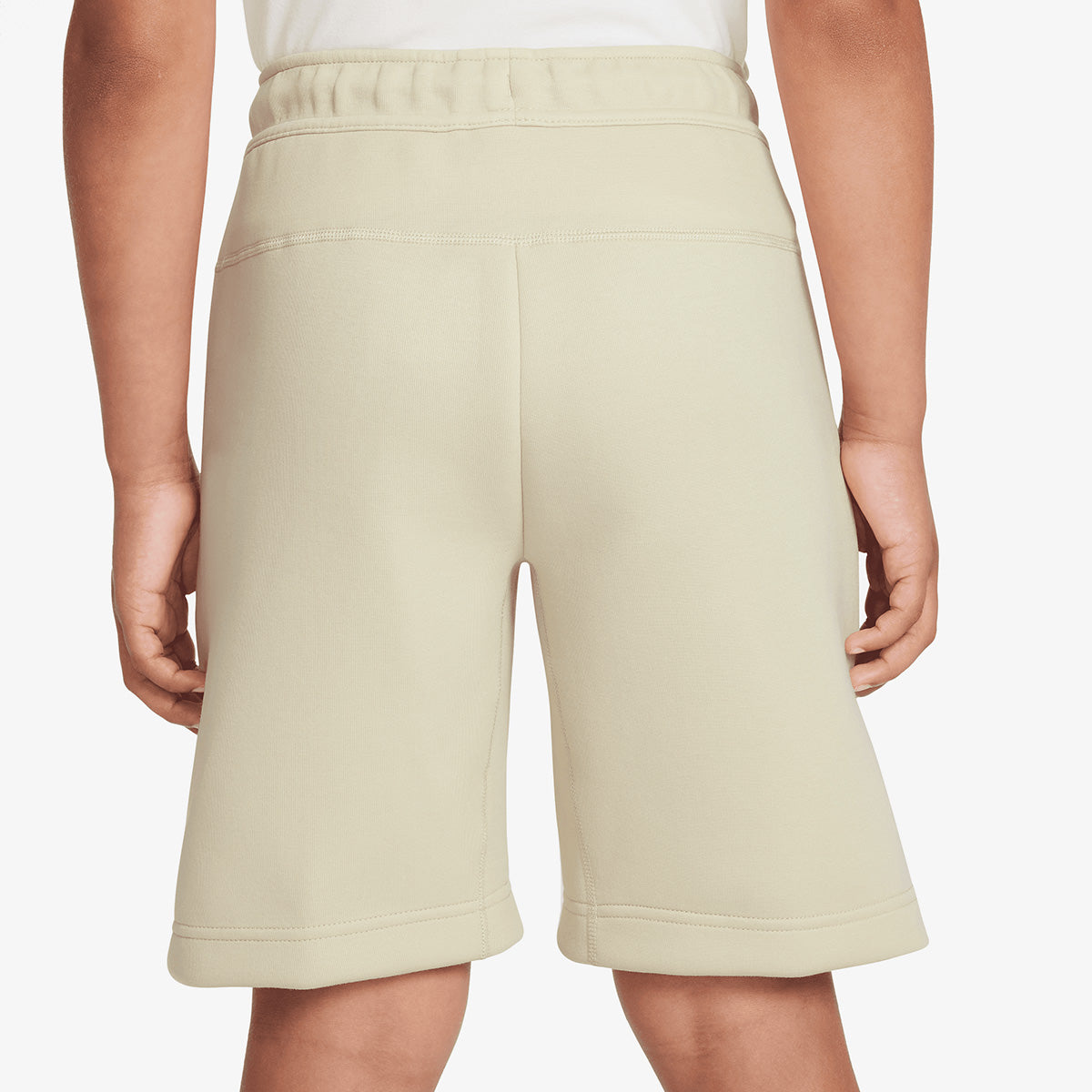 Image of Детски Къс панталон NIKE B NSW TECH FLC SHORT