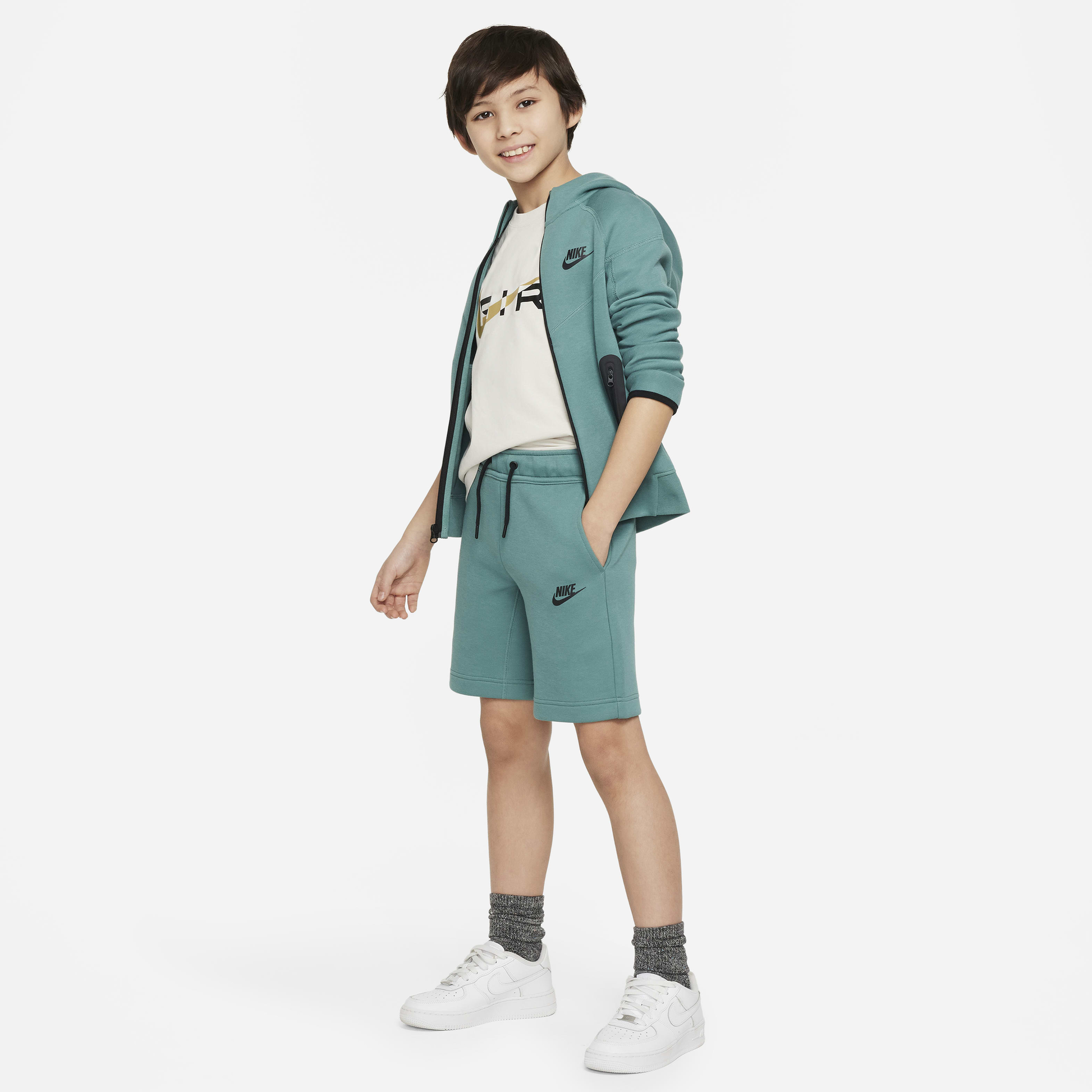 Юношески Къс панталон NIKE B NSW TECH FLC SHORT - Ballistic-sport