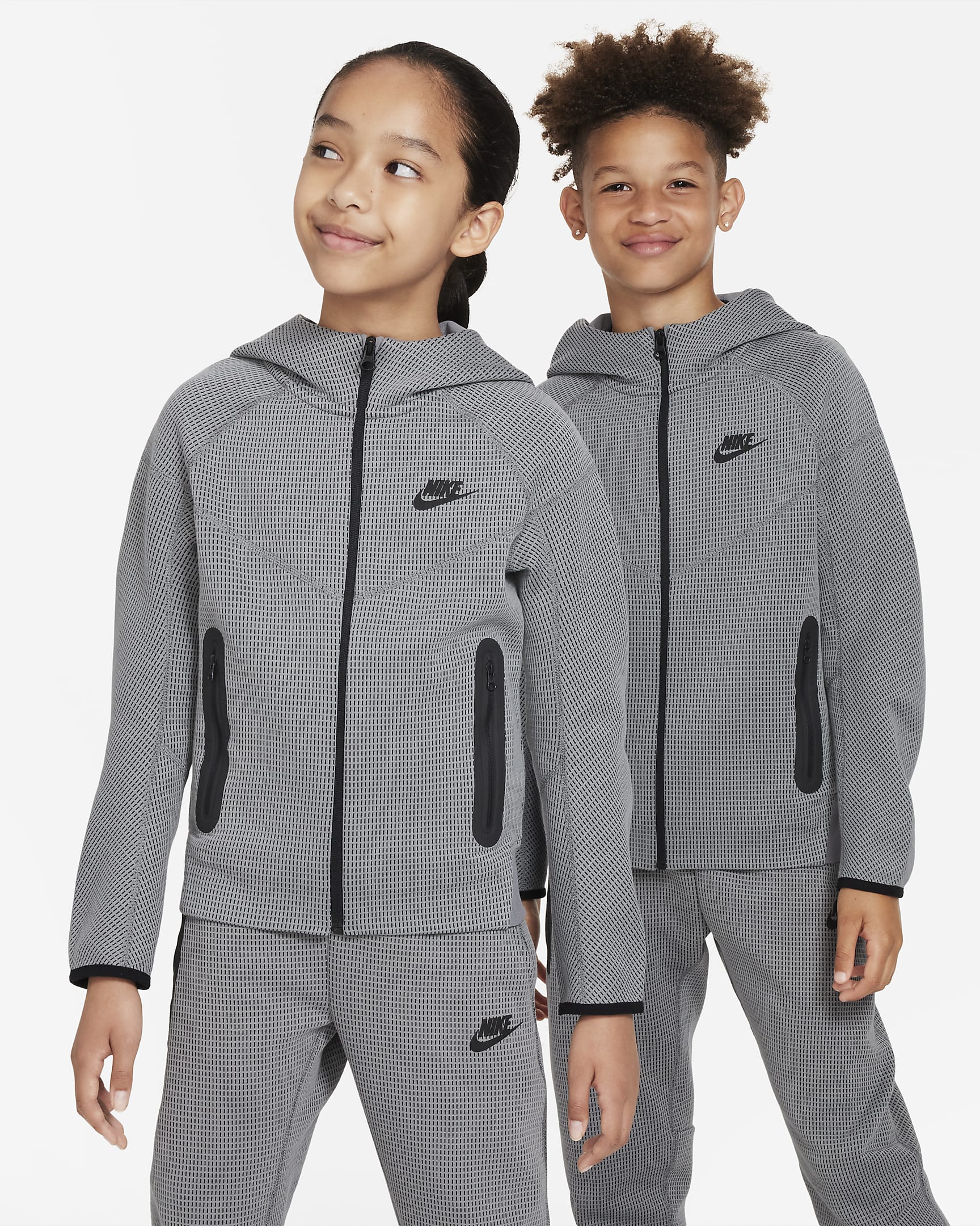 Image of Юношески Суитшърт NIKE B NSW TECH FLC FZ WINTERIZED - Ballistic-sport