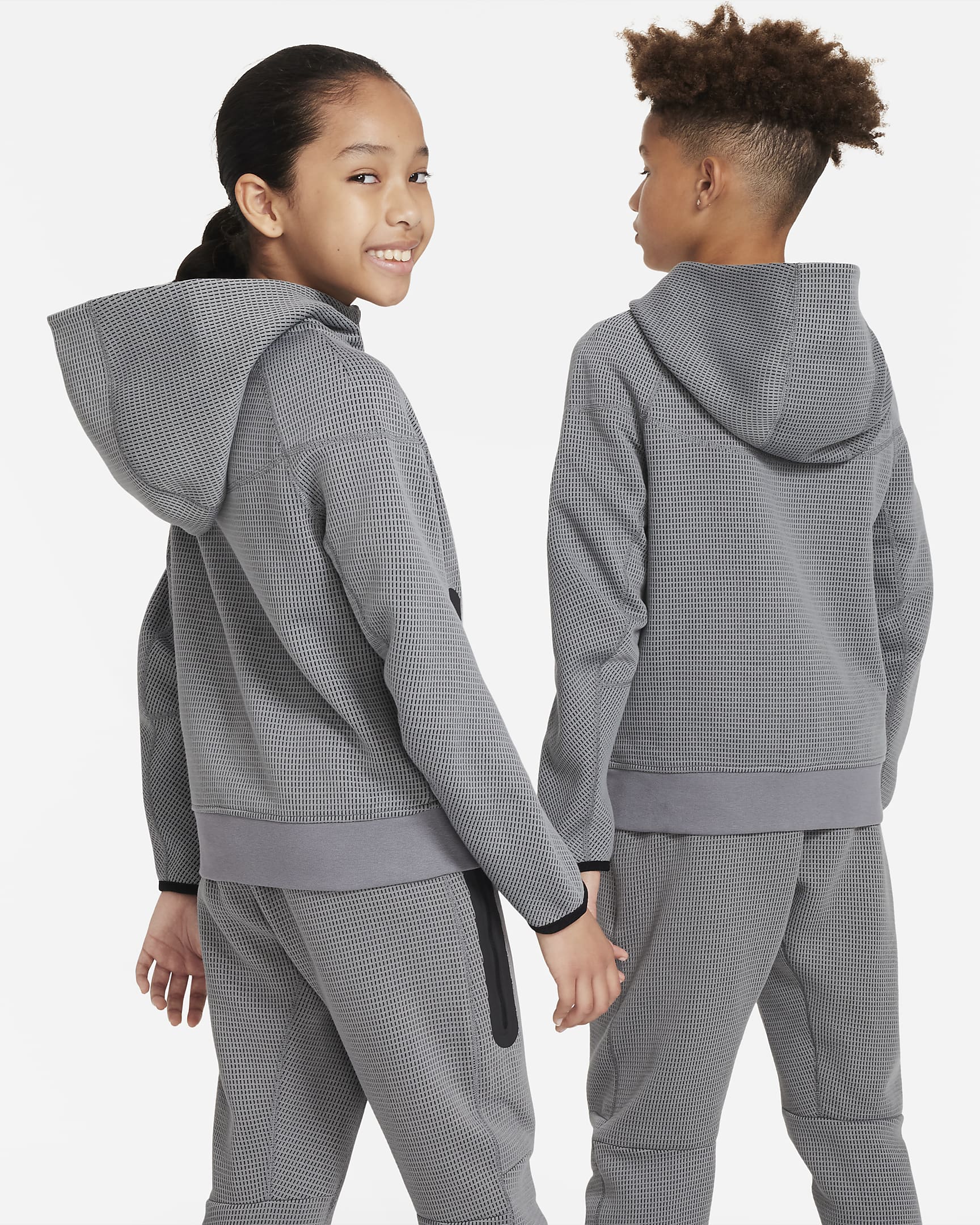 Юношески Суитшърт NIKE B NSW TECH FLC FZ WINTERIZED - Ballistic-sport