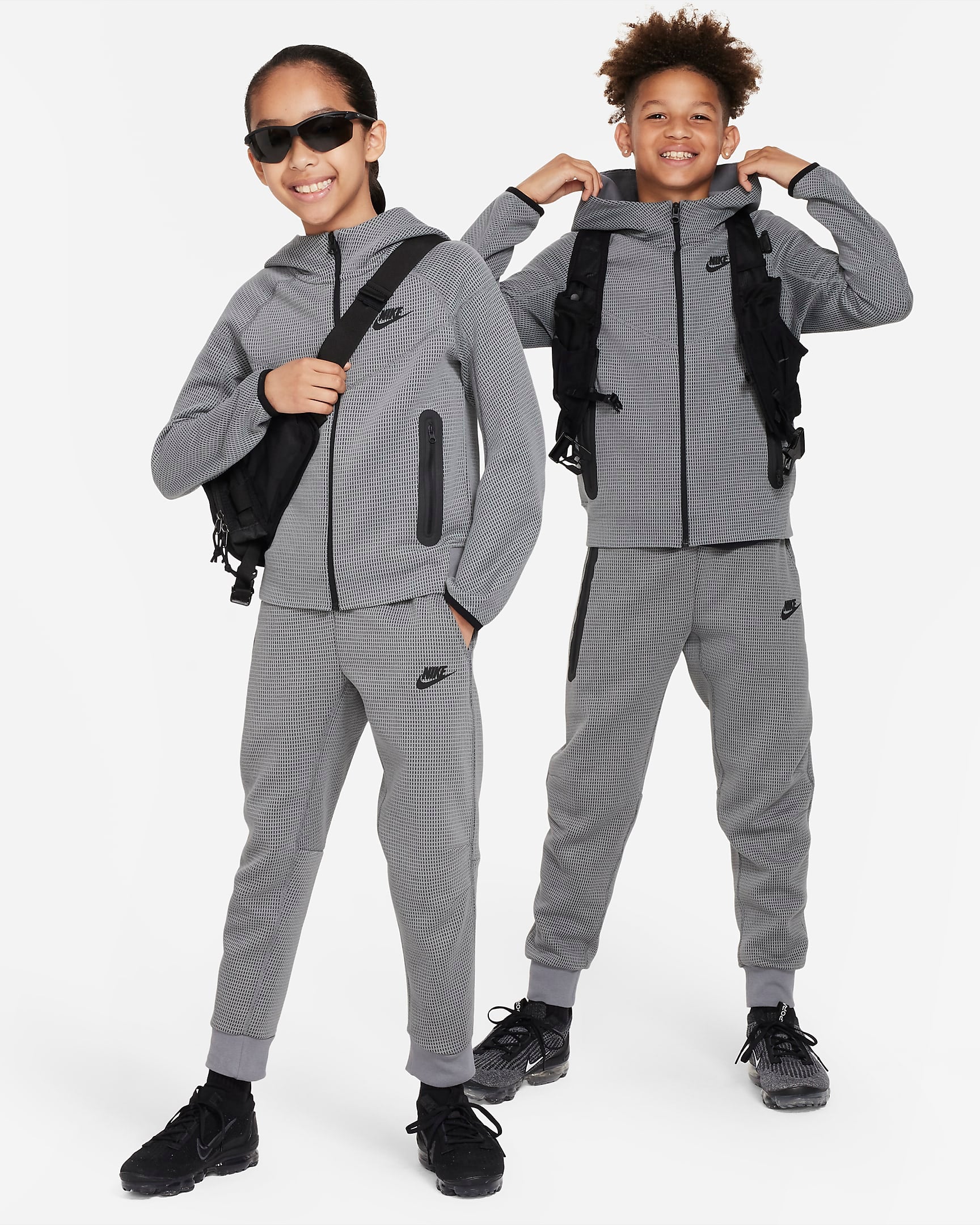 Юношески Суитшърт NIKE B NSW TECH FLC FZ WINTERIZED - Ballistic-sport