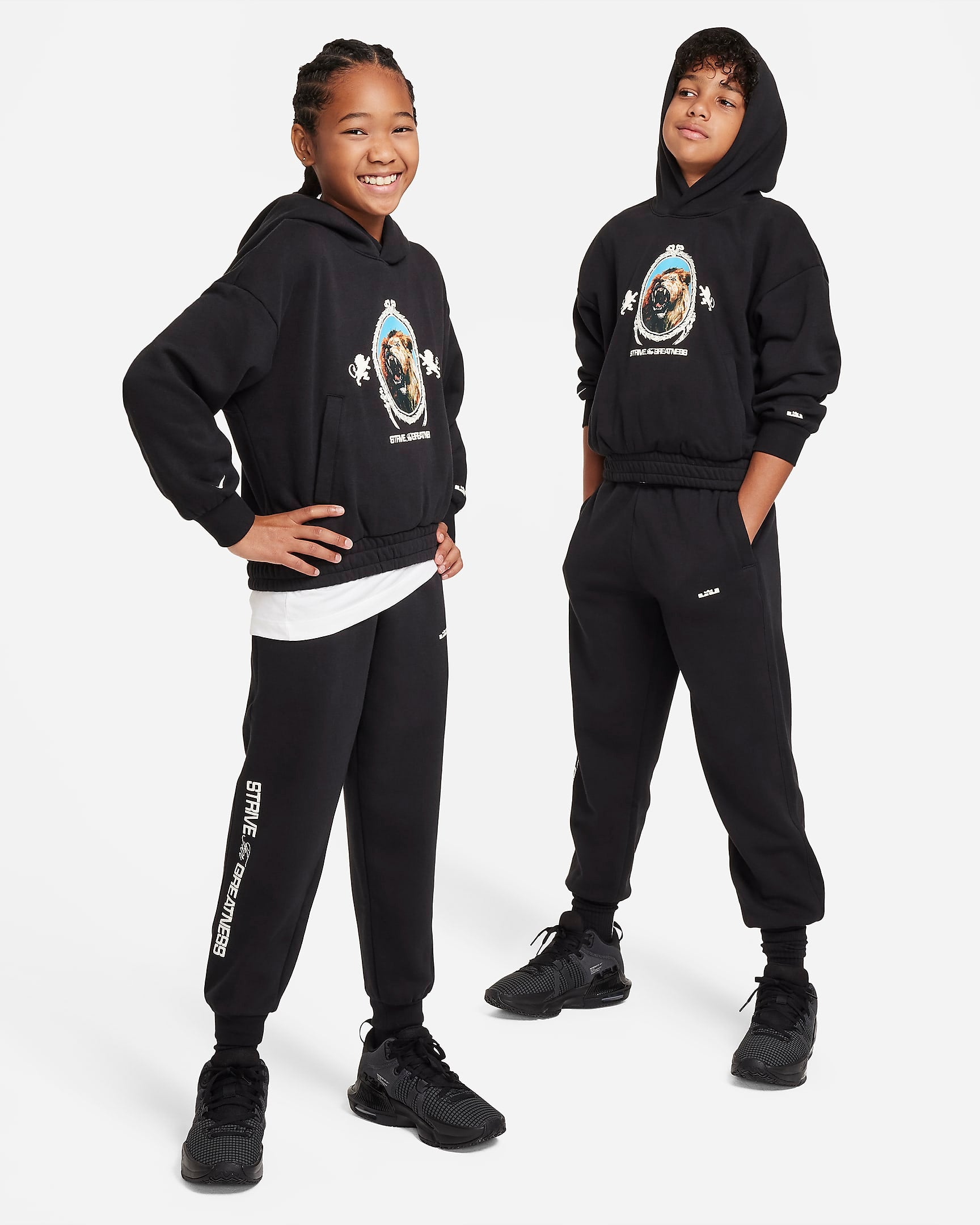 Image of Юношески Суитшърт NIKE LBJ K NK PO HOODIE - Ballistic-sport