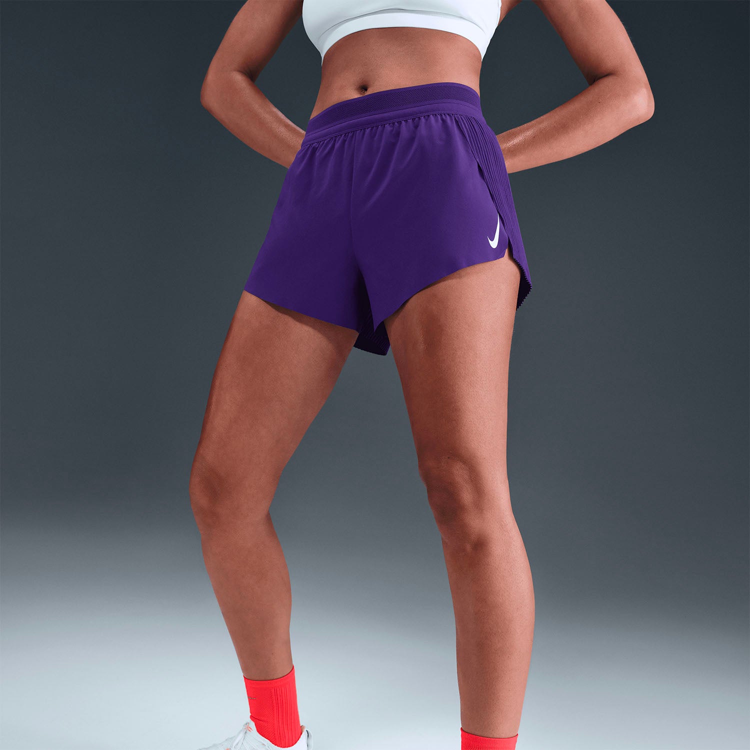 Image of Дамски Къс панталон NIKE W NK ARSWFT DFADV MR 3IN SHORT