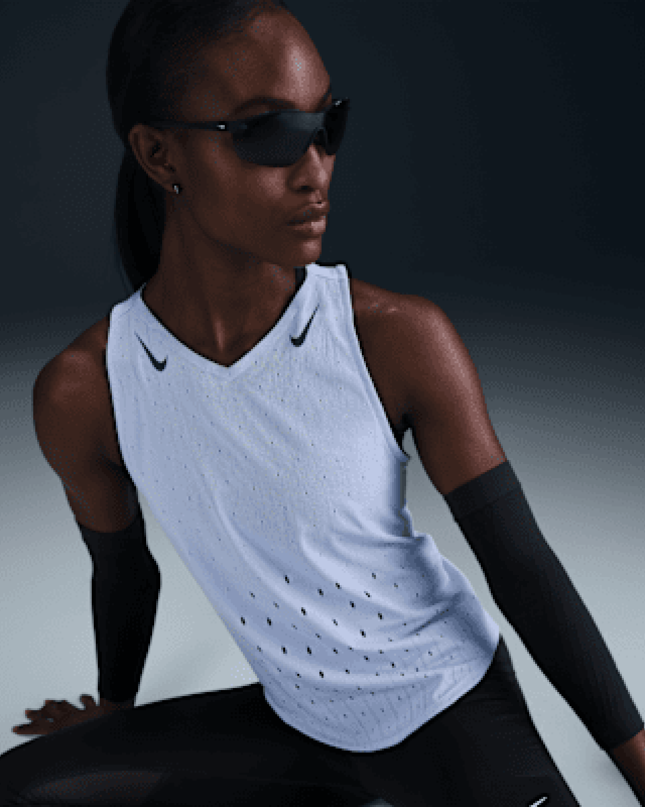 Image of Дамски потник NIKE W NK ARSWFT DFADV SINGLET