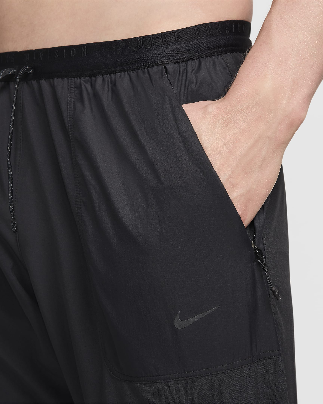 Image of Мъжки Панталон NIKE M NK DFADV LWT UV RUN DIV PANT - Ballistic-sport
