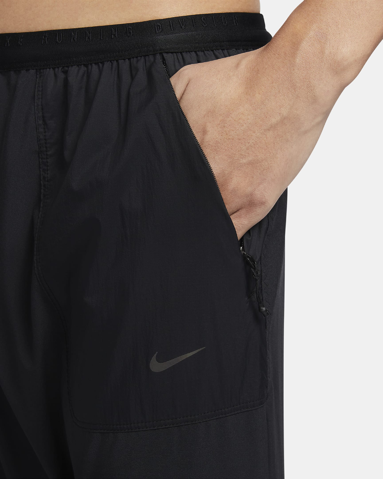Image of Мъжки Панталон NIKE M NK DFADV LWT UV RUN DIV PANT - Ballistic-sport