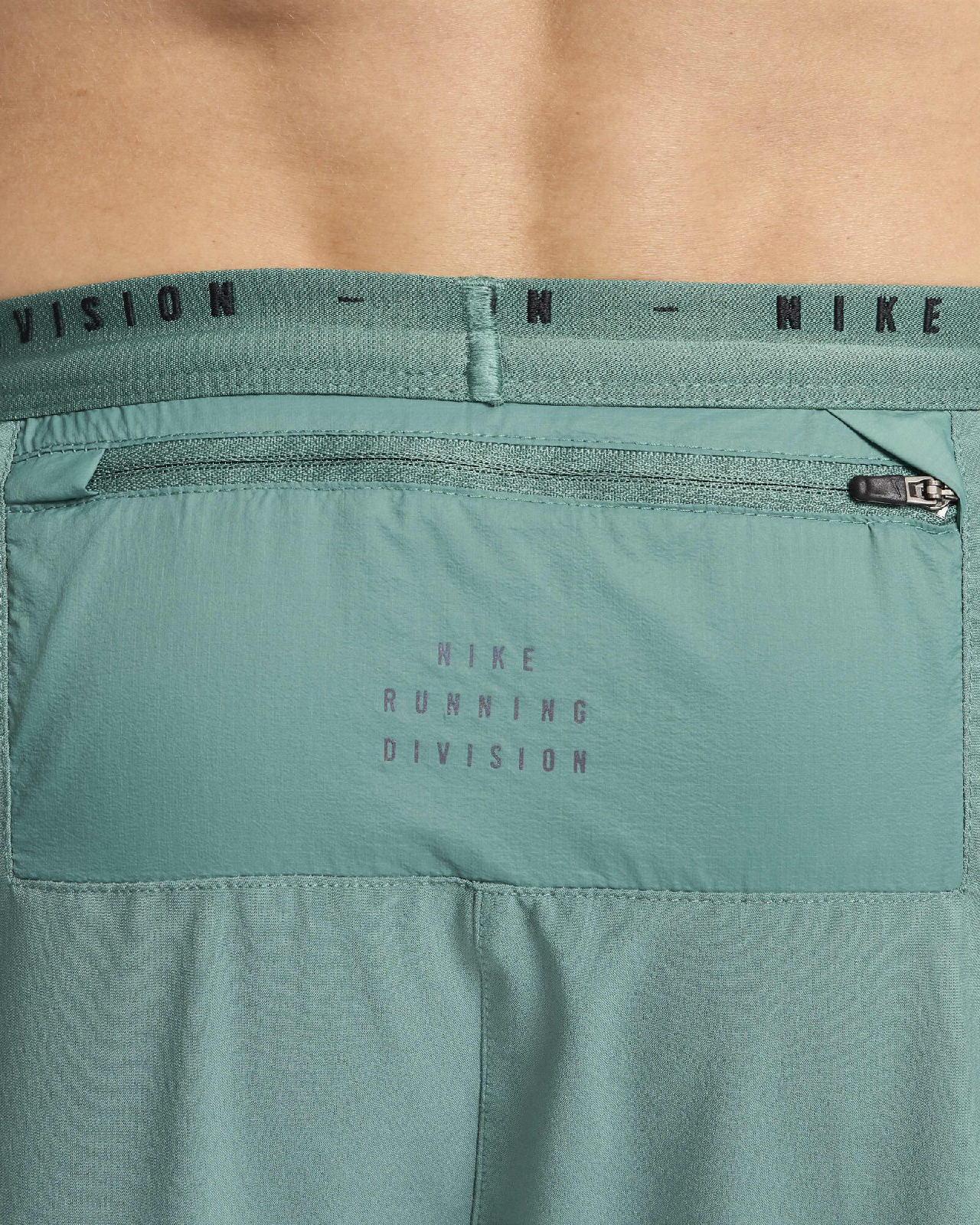 Men's Pants NIKE M NK DFADV LWT UV RUN DIV PANT