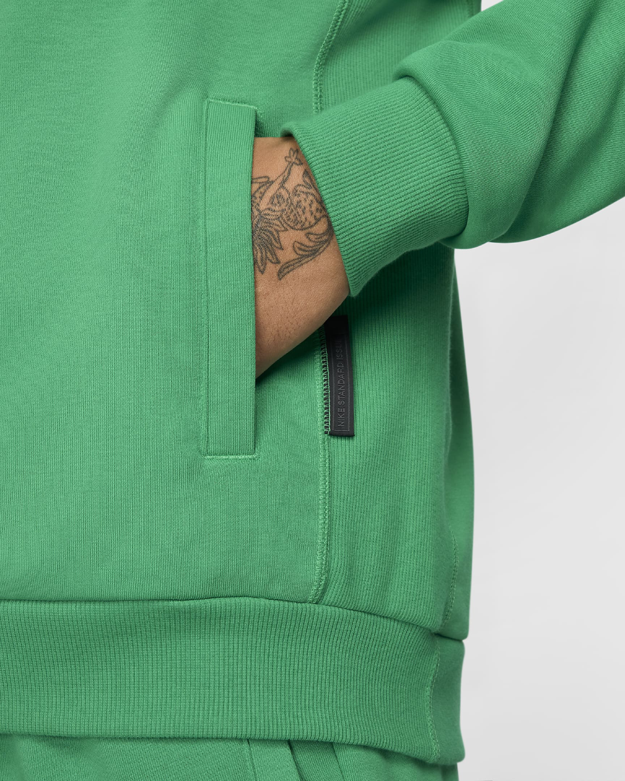 Image of Мъжки Суитшърт NIKE GA M NK DF STD ISS QZ - Ballistic-sport