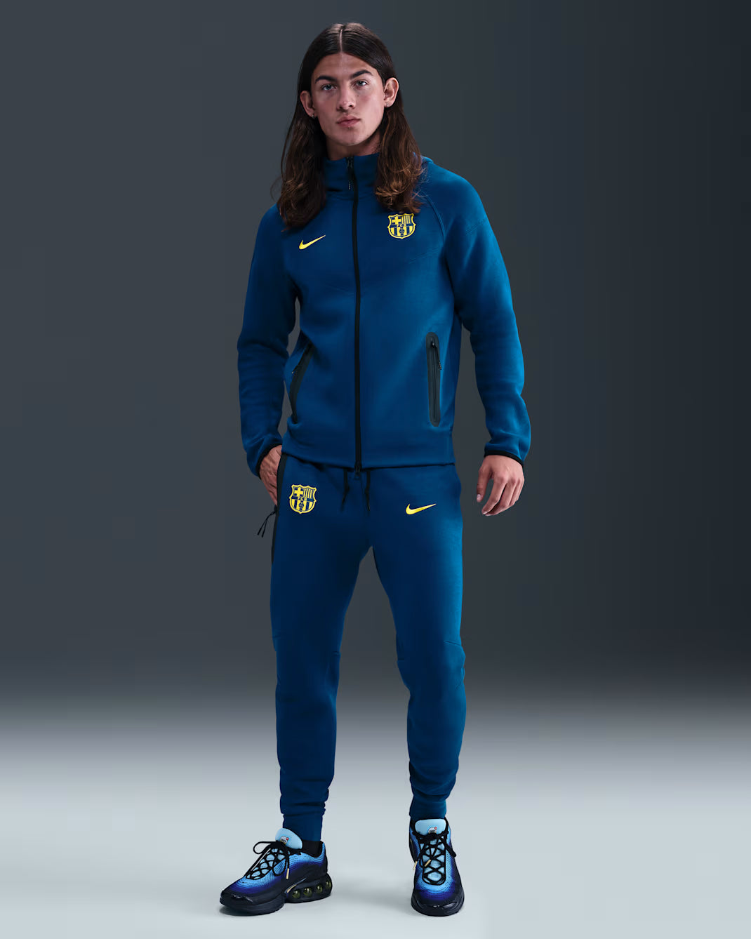 Image of Мъжки Панталон NIKE FCB MNSW TECH FLCJOGGERPANT SE -FZ1276- 431- Ballistic sport, Балистик