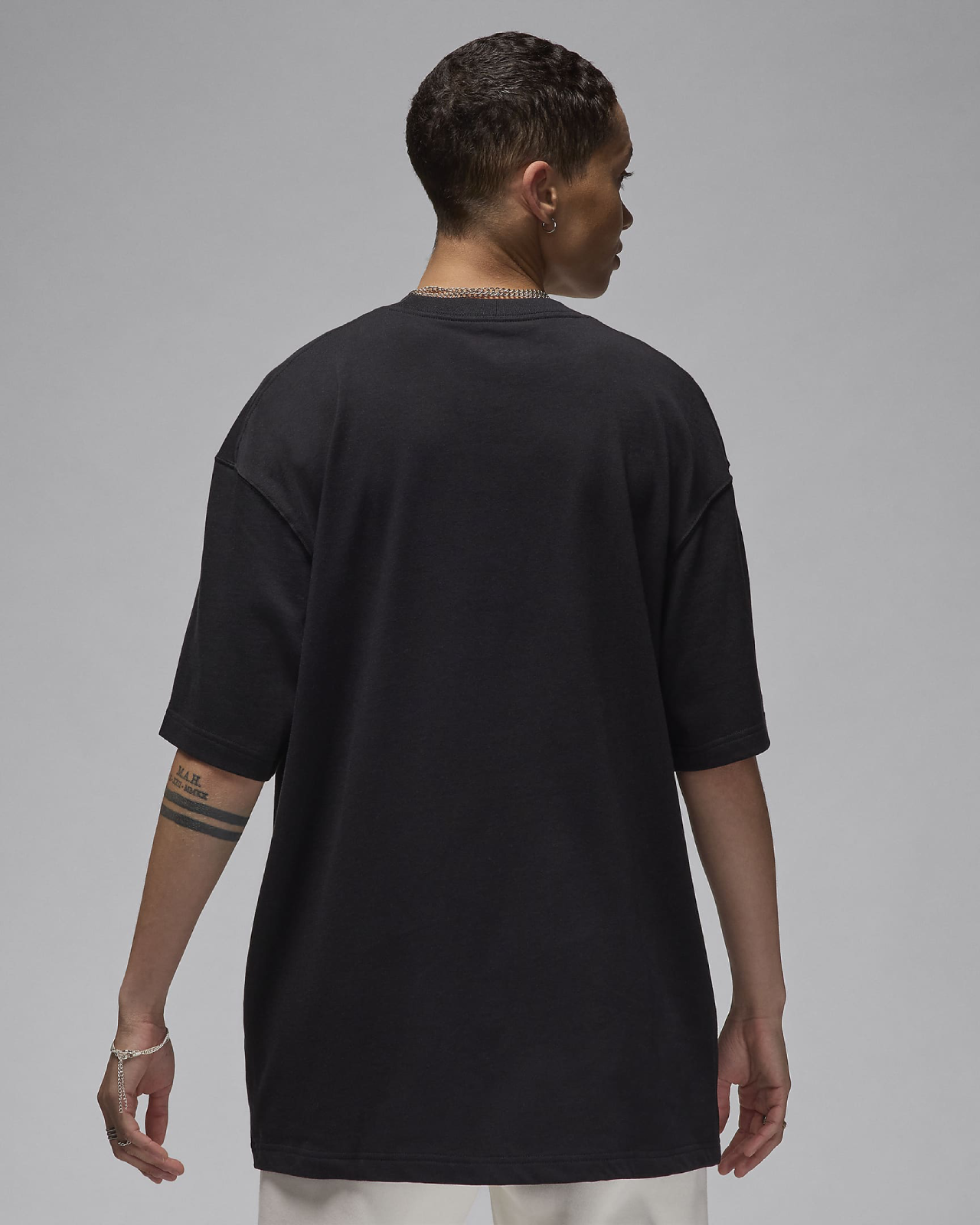 Image of Дамска Тениска NIKE W J SS OS ESSEN TEE 24 - Ballistic-sport