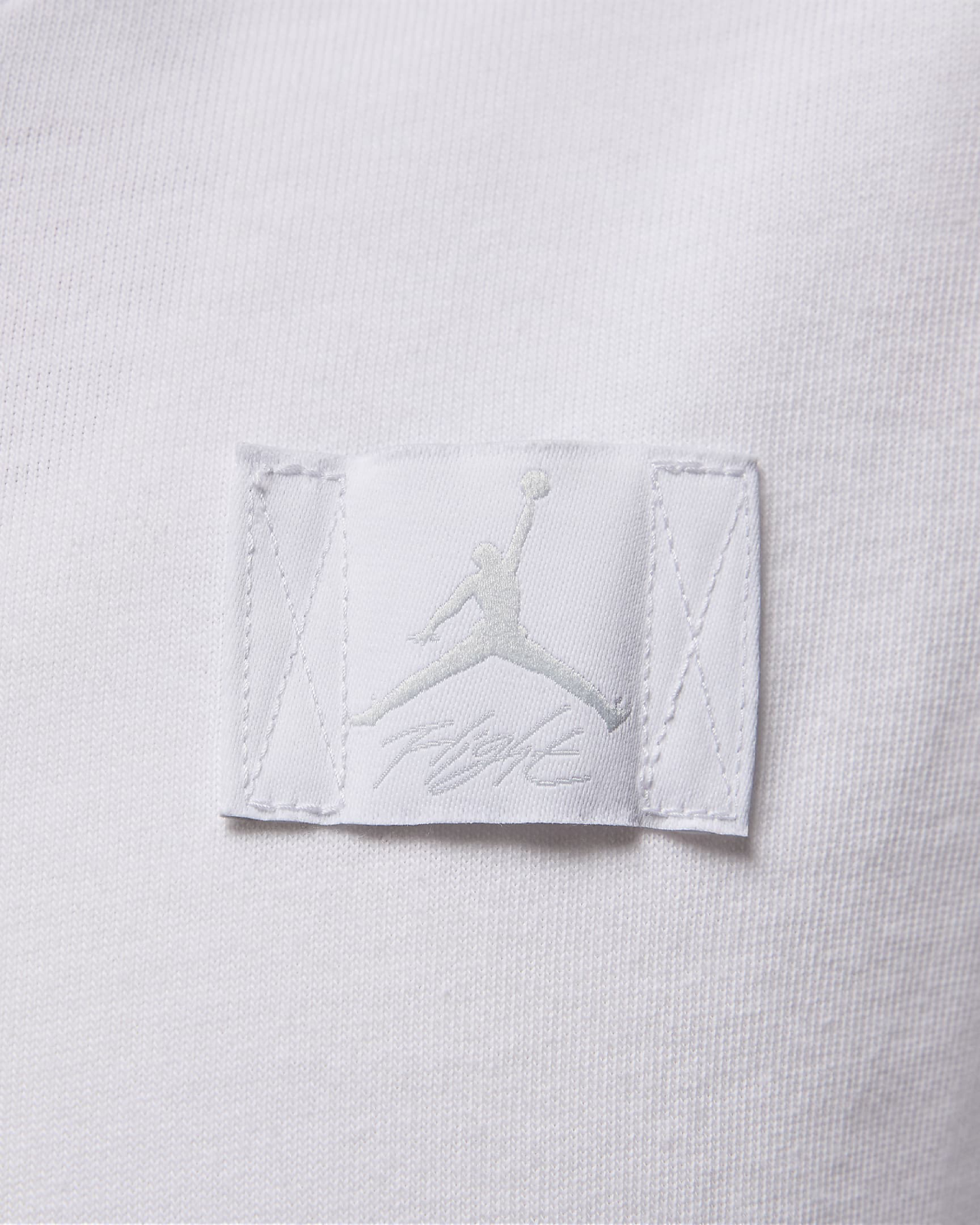 Image of Дамска Тениска NIKE W J SS OS ESSEN TEE 24 - Ballistic-sport