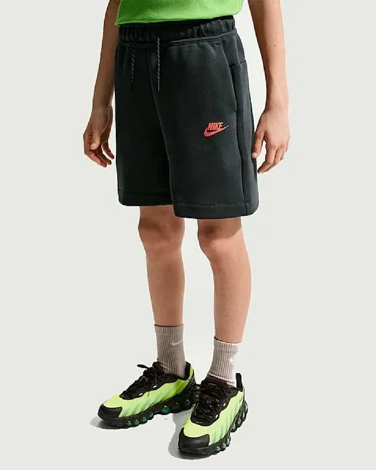 Image of Детски Къс панталон NIKE B NSW TCH FLC SHORT - PD