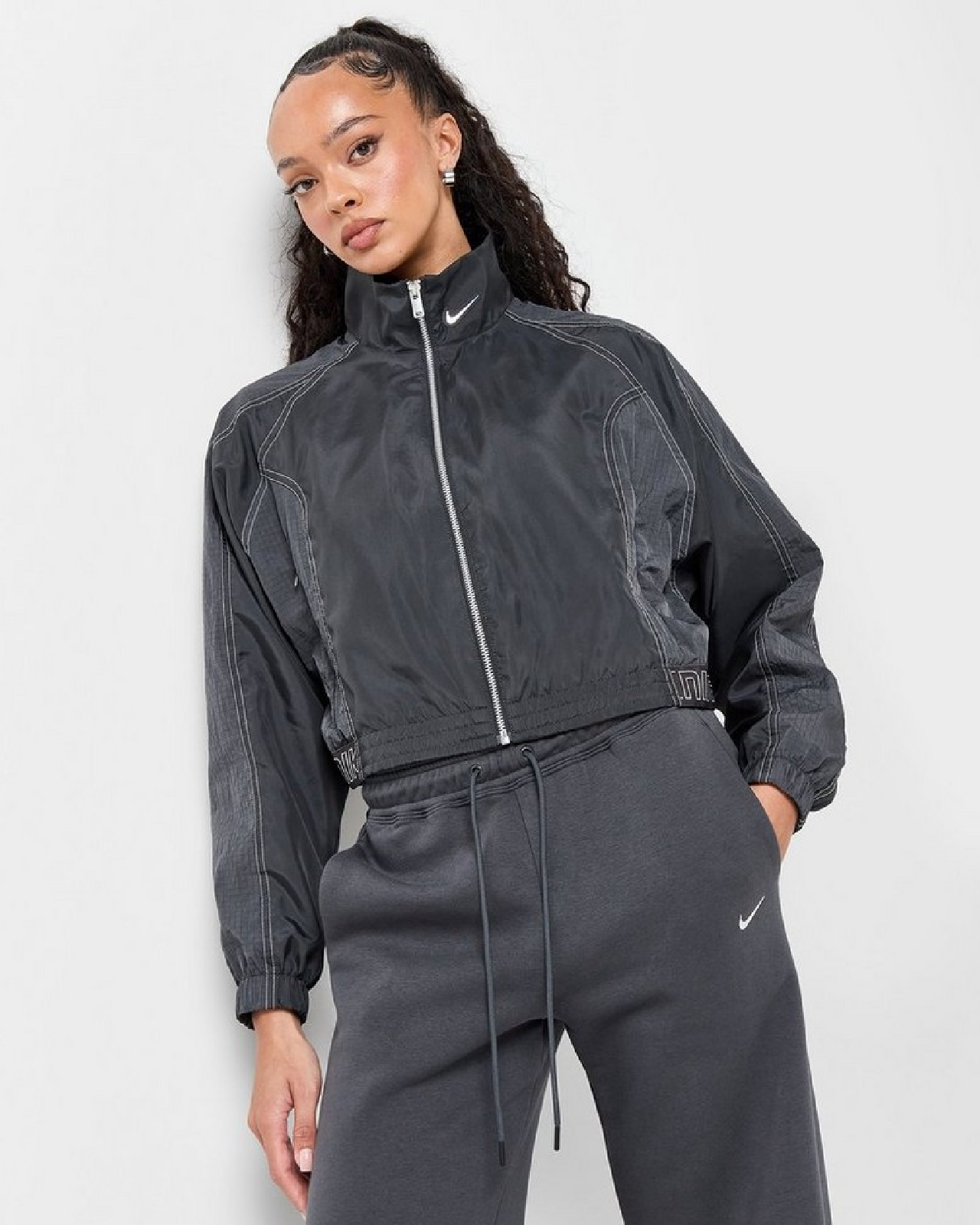 Image of Дамско Яке NIKE W NSW JKT WVN STREET GLS