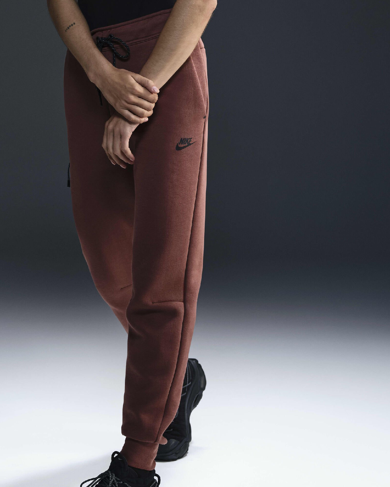 Image of Дамски Панталон NIKE W NSW TCH FLC MR JGGER 2- HV6779-218- Ballistic sport, Балистик