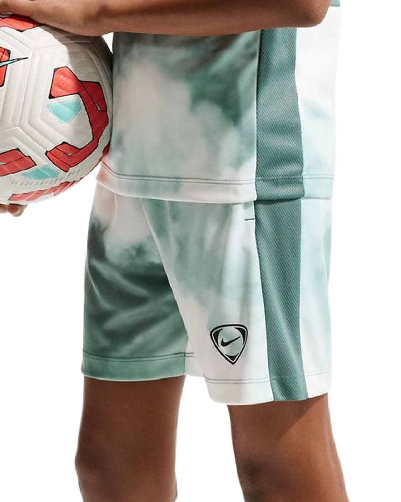 Image of Детски Къс панталон NIKE K NK DF ACD+ SHORT GX AOP