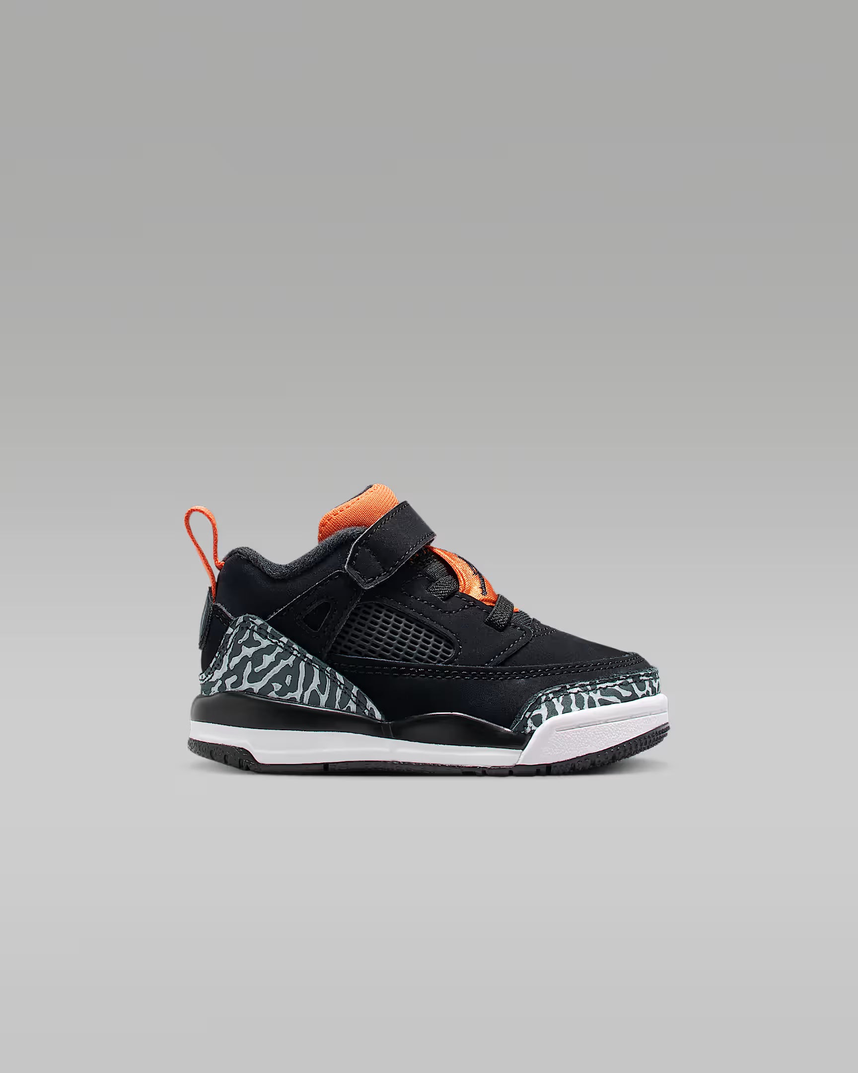 Детски кецове NIKE JORDAN SPIZIKE LOW BT