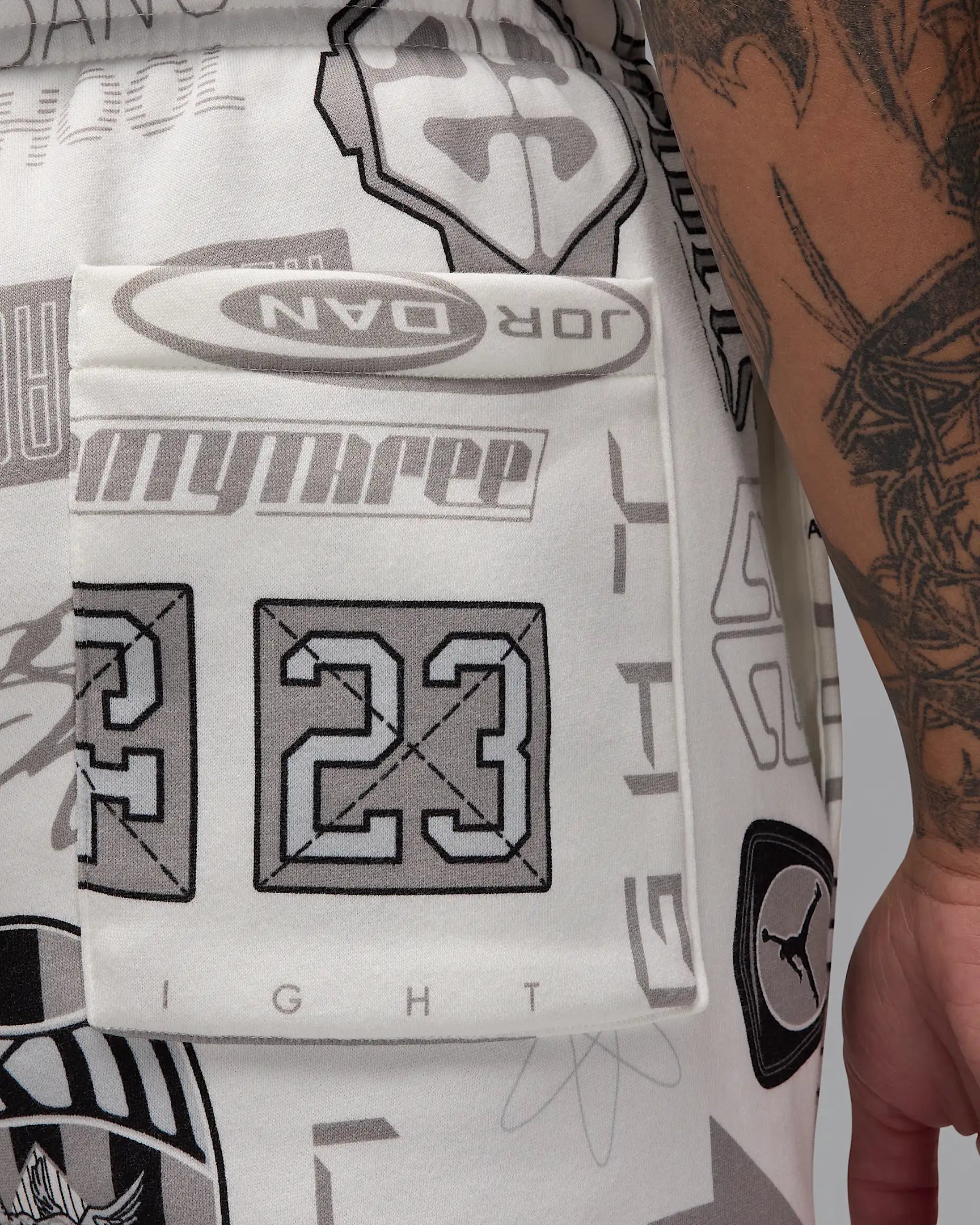 Image of Мъжки Панталон NIKE M J ESS AOP FLC PANT - Ballistic-sport 