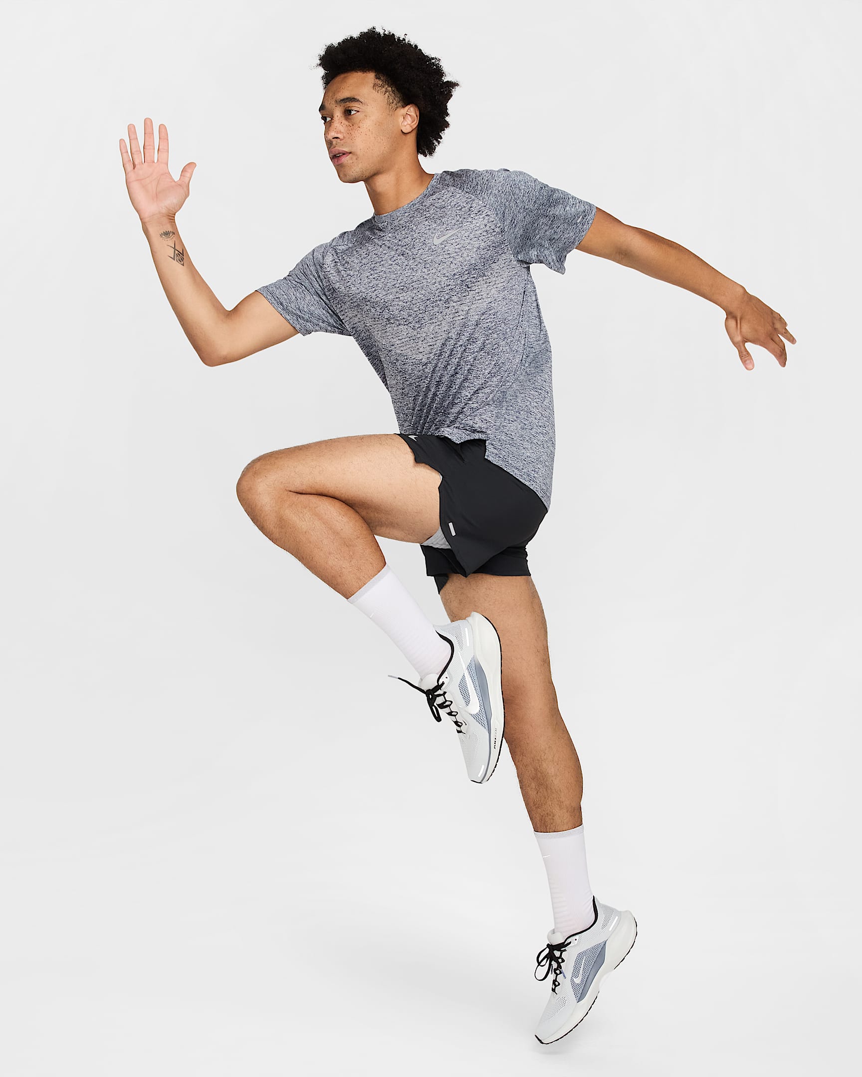 Image of Мъжка Тениска NIKE M NK DFADV STRIDE SS TOP