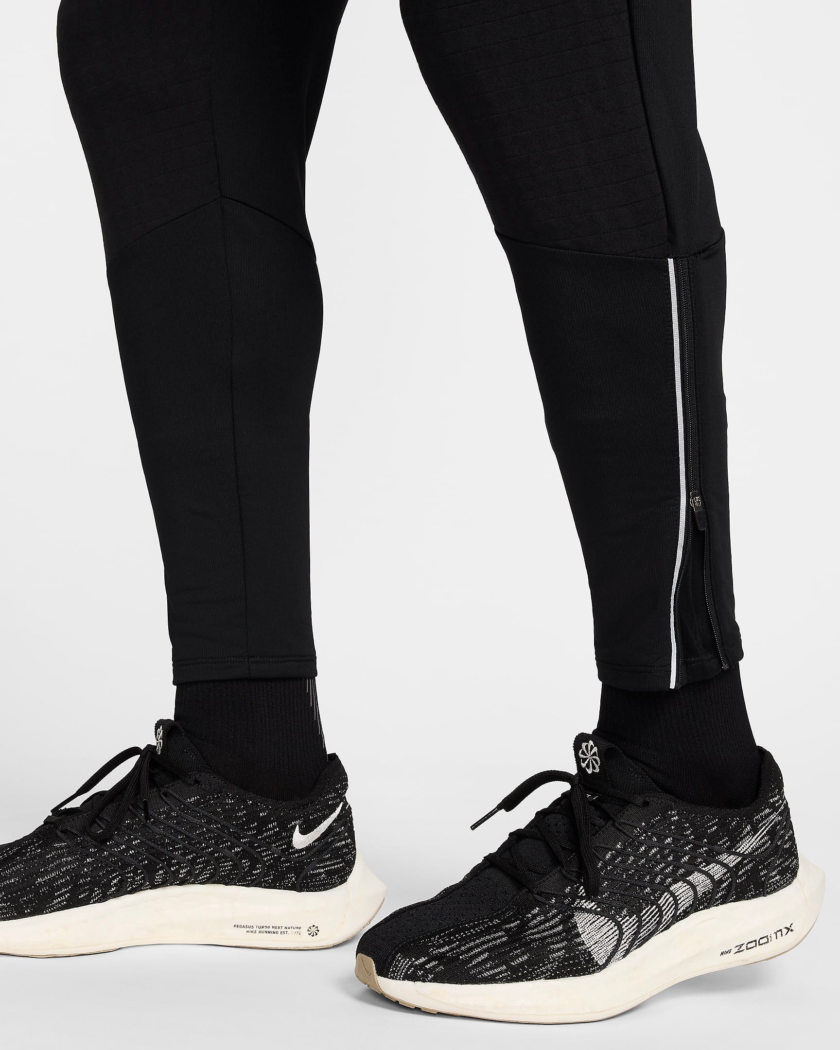 Image of Мъжки Панталон NIKE M NK PHNM ELITE PANT WR