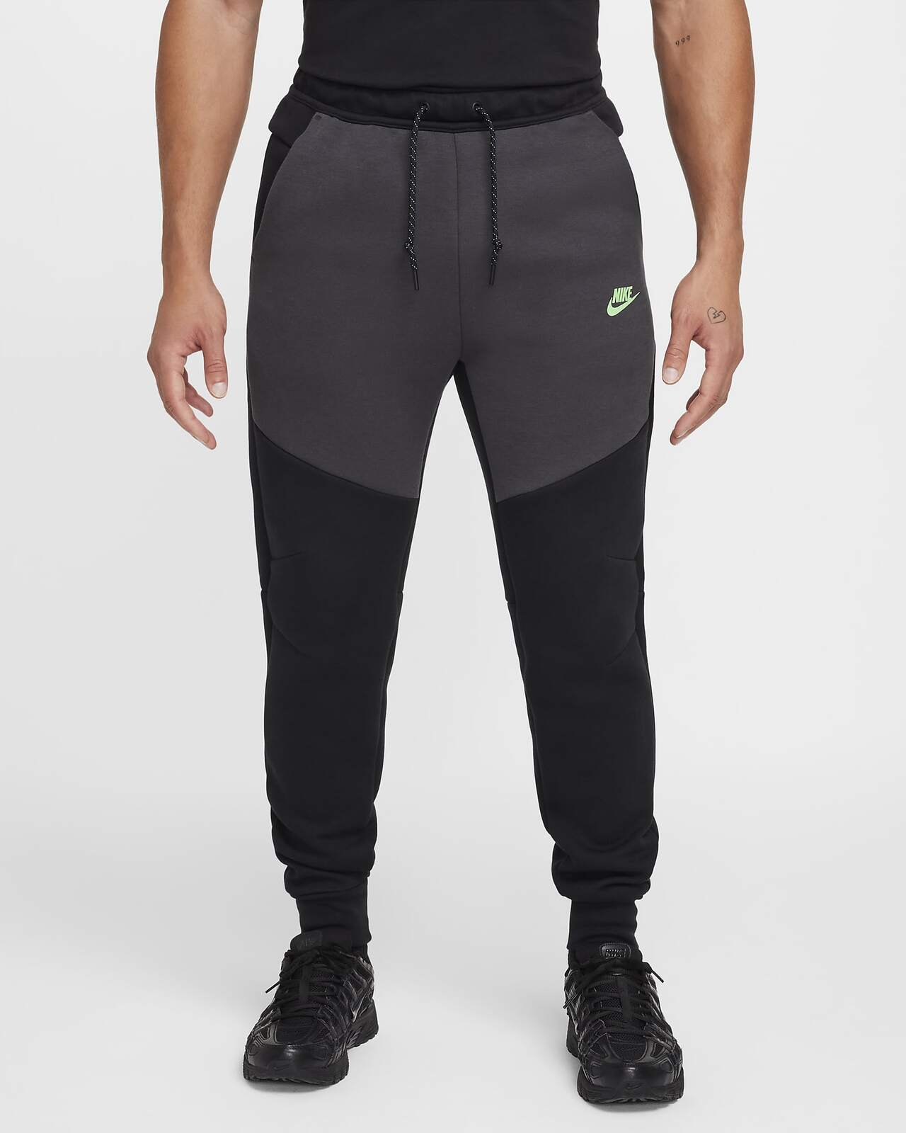 Image of Мъжки Панталон NIKE M NK TCH FLC JGGR - Ballistic-sport