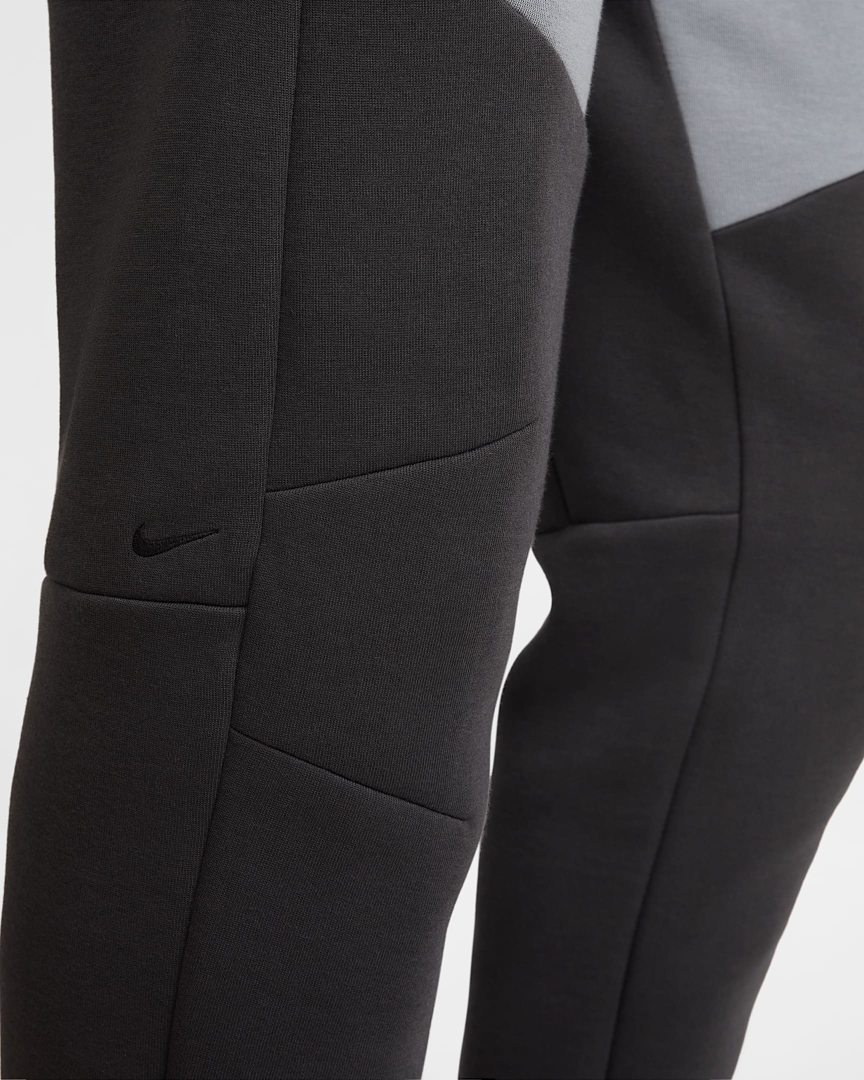 Image of Мъжки Панталон NIKE M NK TCH FLC JGGR