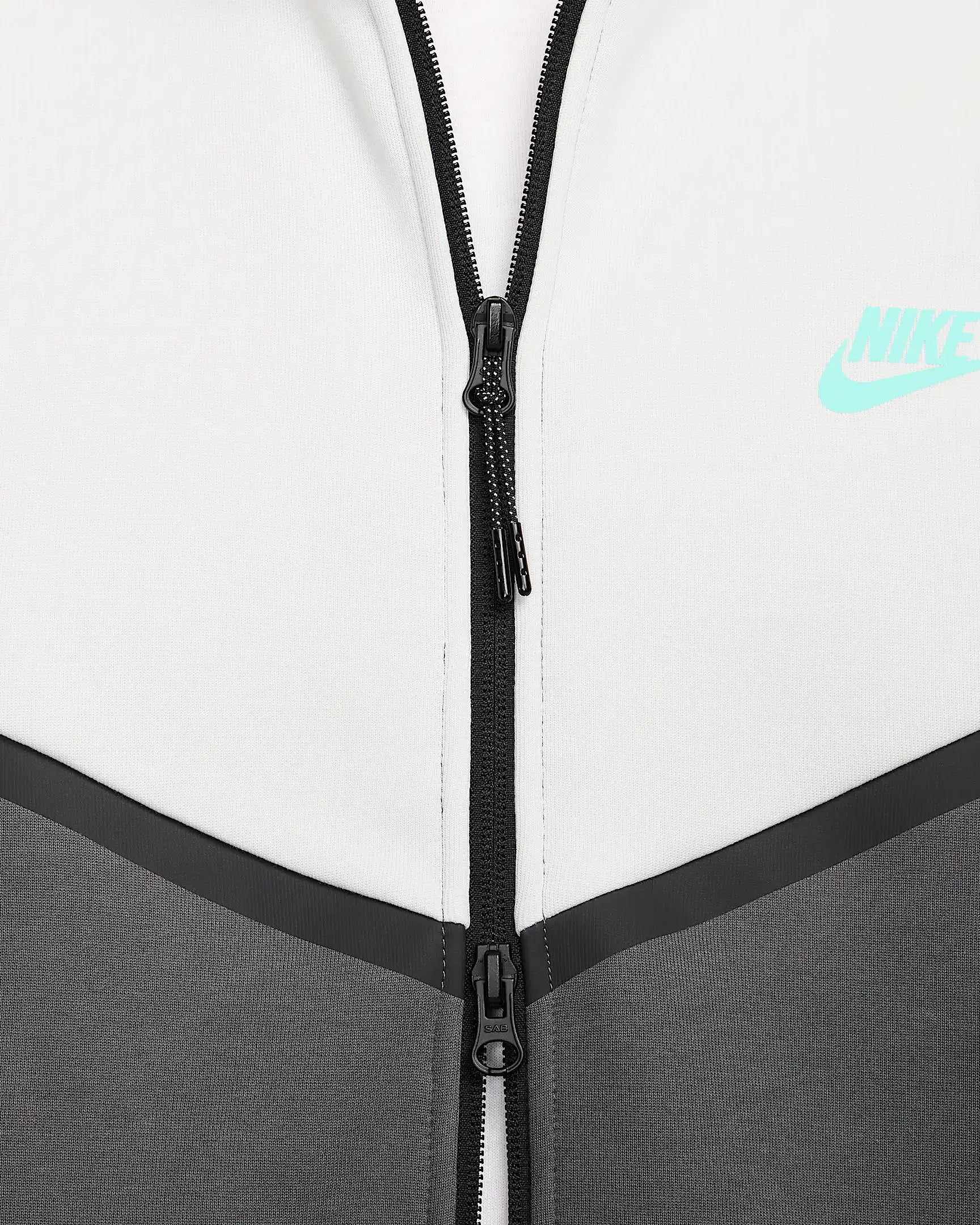 Image of Мъжки Суитшърт NIKE M NK TECH FLC FZ WR HOODIE - Ballitic-sport