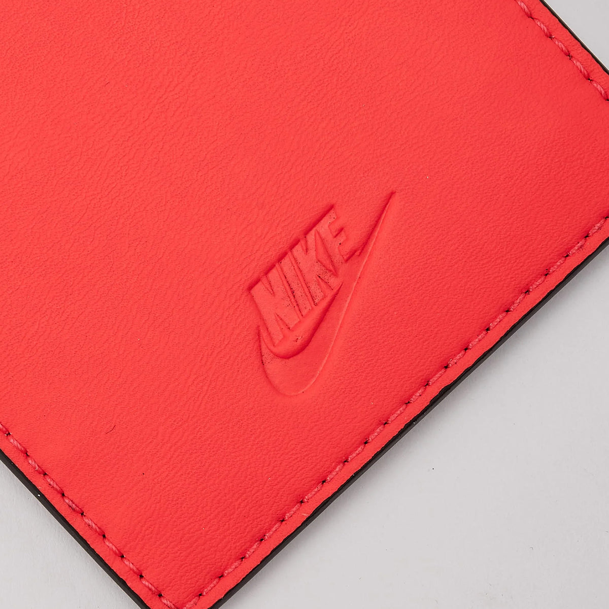 Image of Унисекс Портмоне NIKE ICON AIR MAX 90 CARD WALLET NEUTRAL - Ballistic-sport