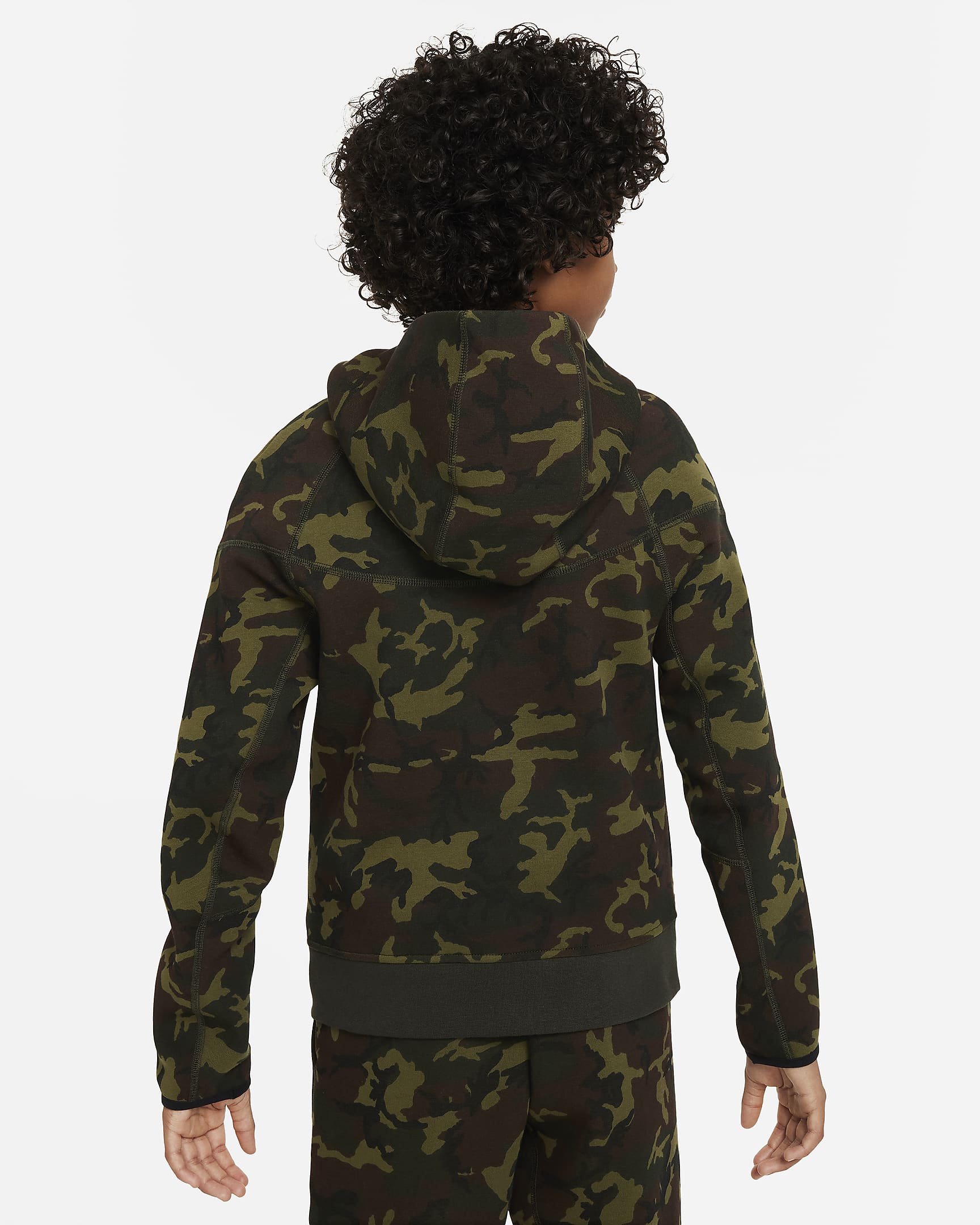 Image of Юношески Суитшърт NIKE B NSW TCH FLC CAMO TOP - Ballistic-sport