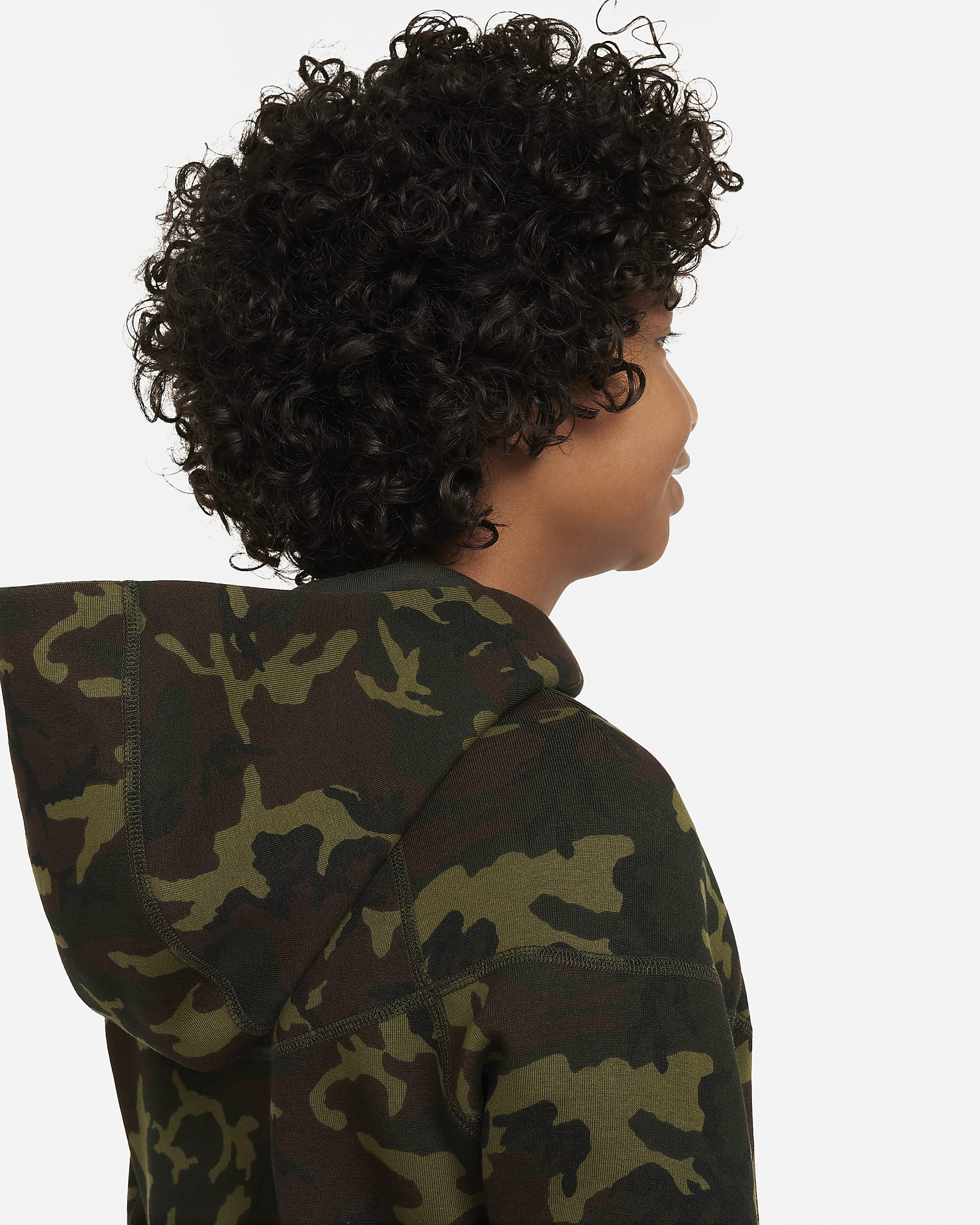Юношески Суитшърт NIKE B NSW TCH FLC CAMO TOP - Ballistic-sport