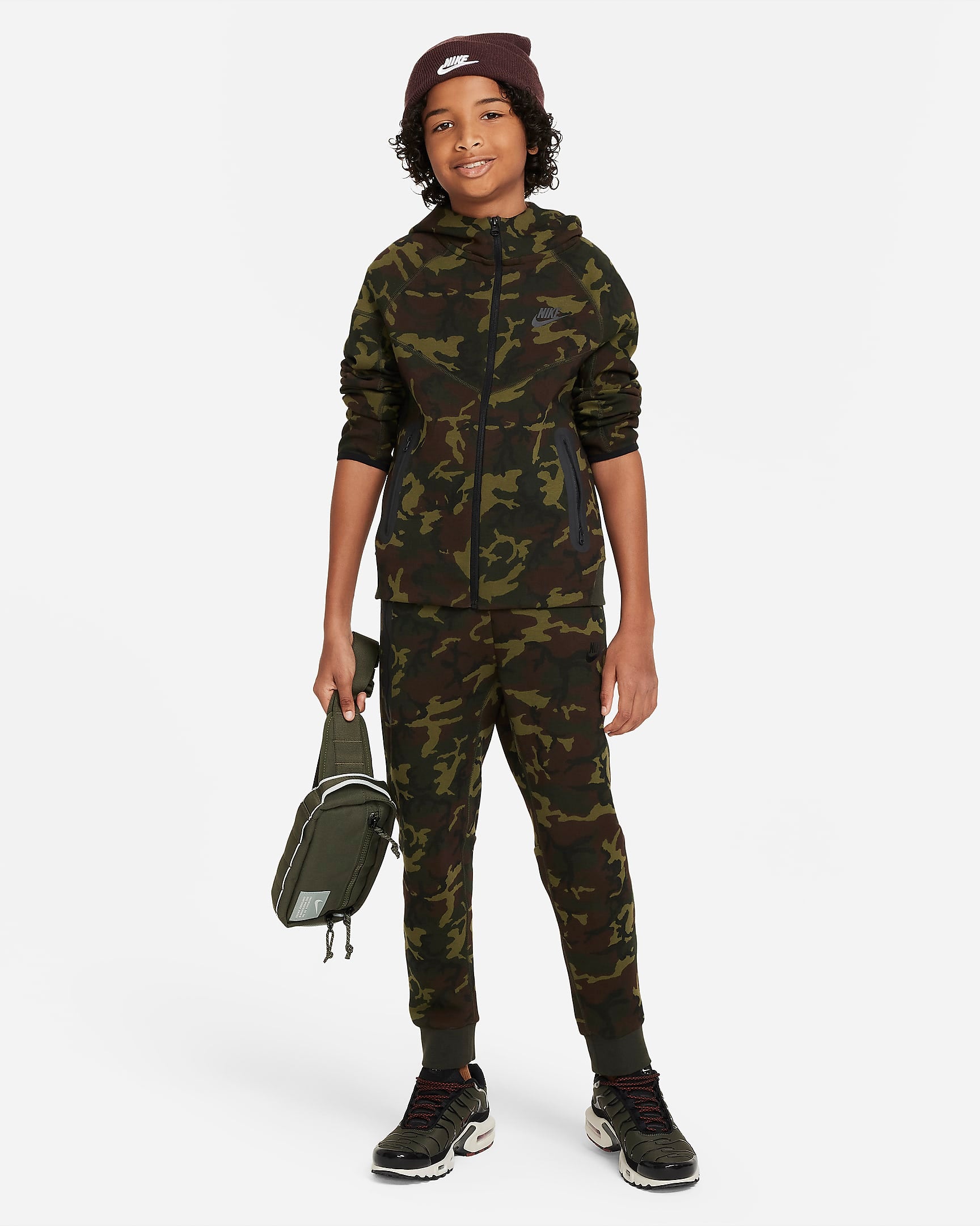 Image of Юношески Суитшърт NIKE B NSW TCH FLC CAMO TOP - Ballistic-sport