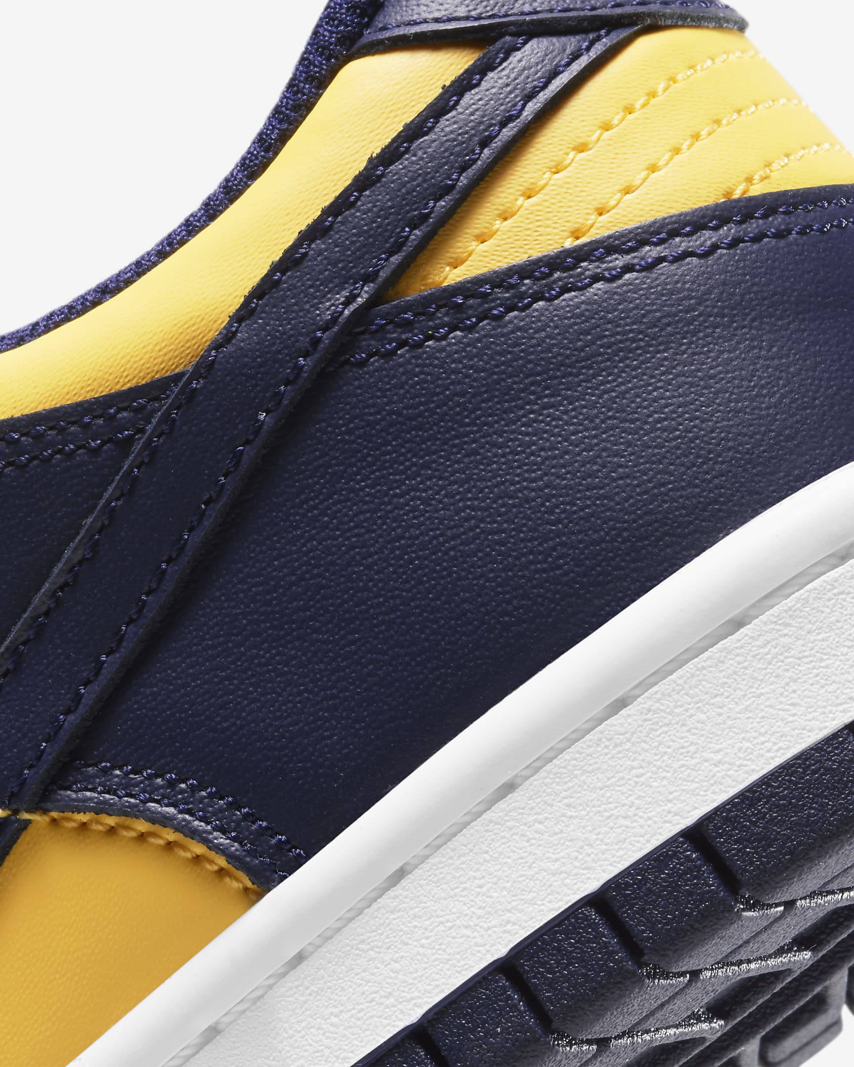 Юношески кецове NIKE DUNK LOW (GS) - Ballistic-sport