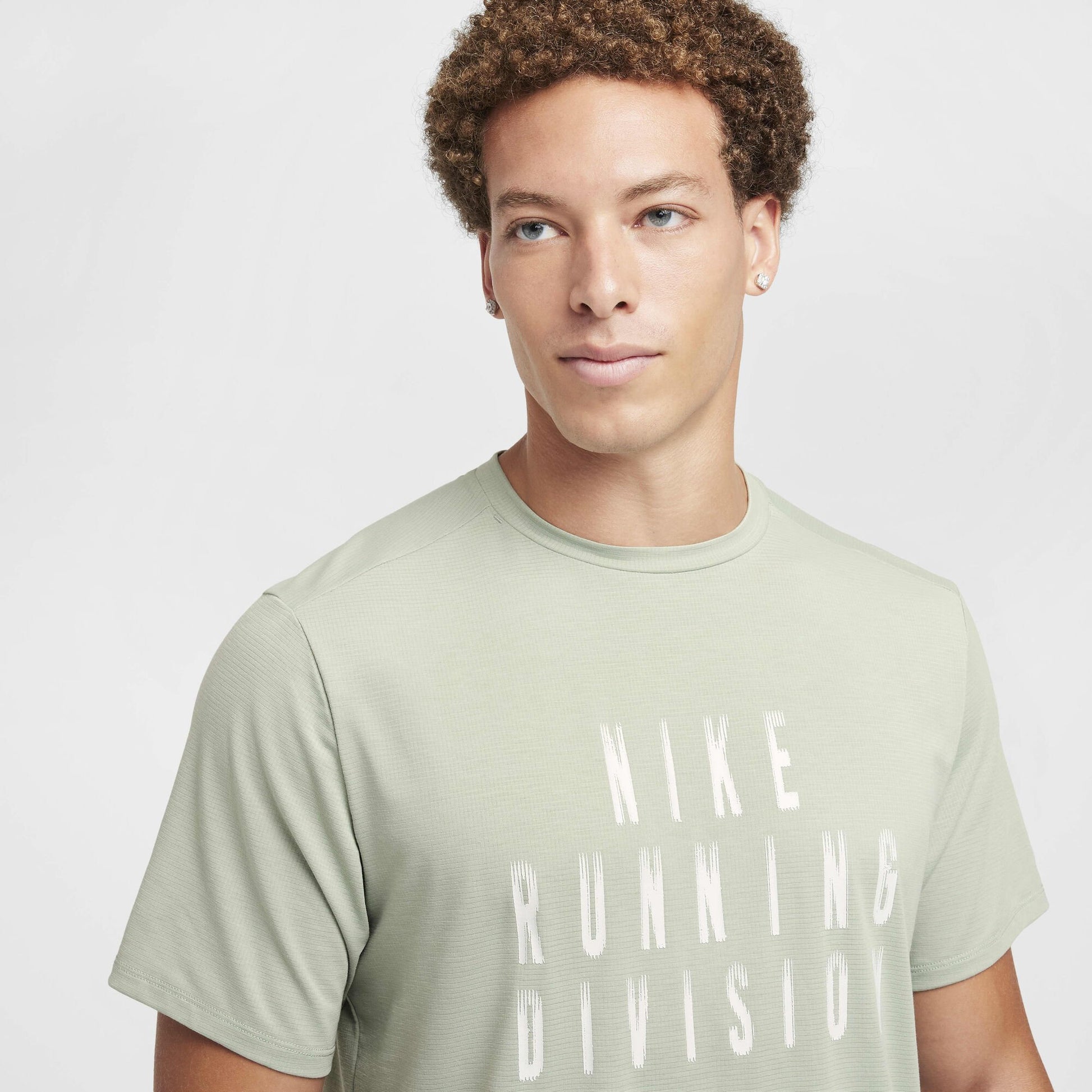 Men's T-Shirt NIKE M NK DF RISE 365 RUN DIV SS