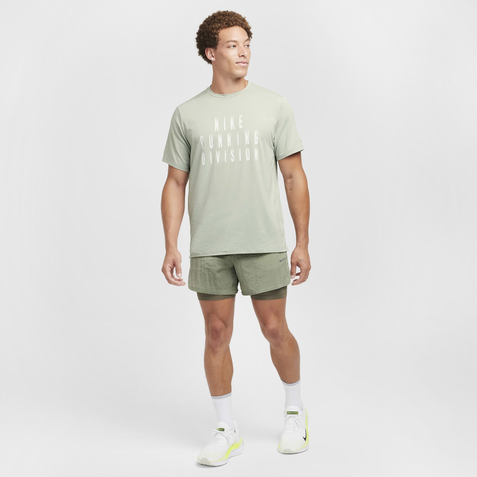 Men's T-Shirt NIKE M NK DF RISE 365 RUN DIV SS