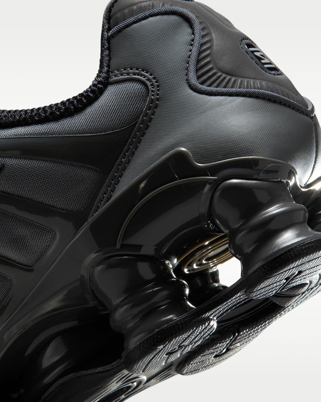 Image of Мъжки маратонки NIKE NIKE SHOX TL SE TECH IQ6599-002- Ballistic sport, Балистик