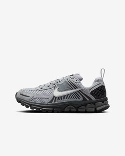 Image of Юношески Маратонки NIKE NIKE VOMERO 5 GS