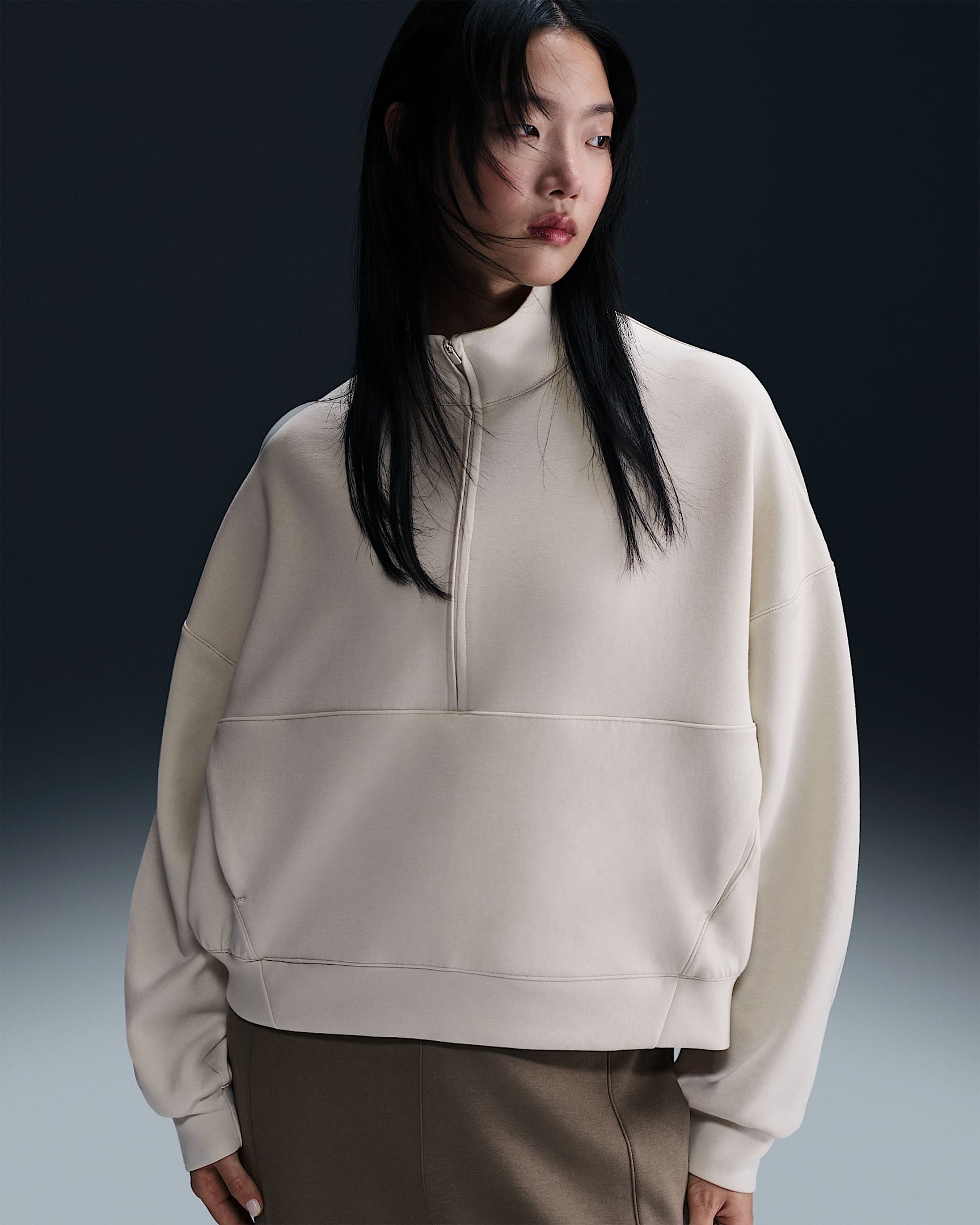 Дамски Суитшърт NIKE W NK 24.7 DF HZ TOP SOFT KNIT -HQ8188-104-Ballistic-sport, Балистик