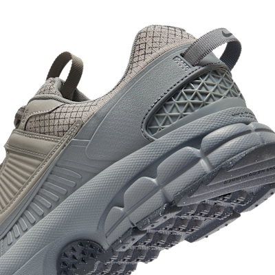 Мъжки Маратонки NIKE ZOOM VOMERO ROAM REFLT