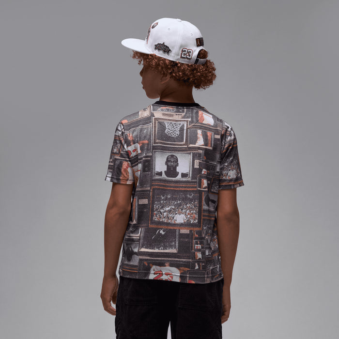 Image of Детска Тениска NIKE JDB MJ FLT ESS AOP SS TEE