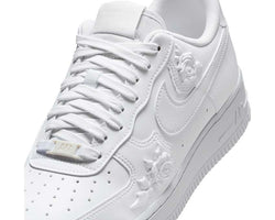 Image of Дамски Кецове NIKE WMNS AIR FORCE 1 07 SE