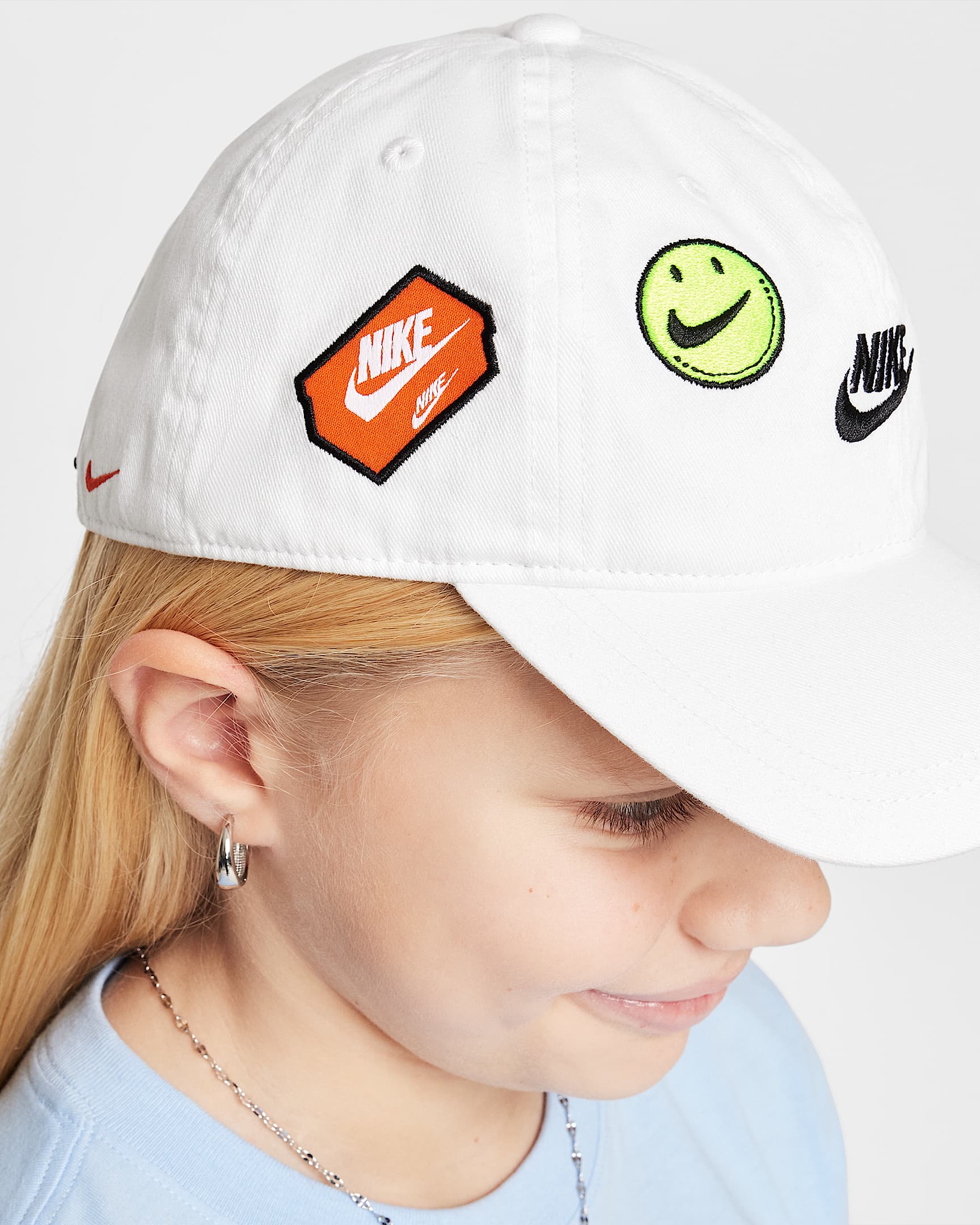 Детска Шапка NIKE NAN PATCH TOSS CLUB CAP