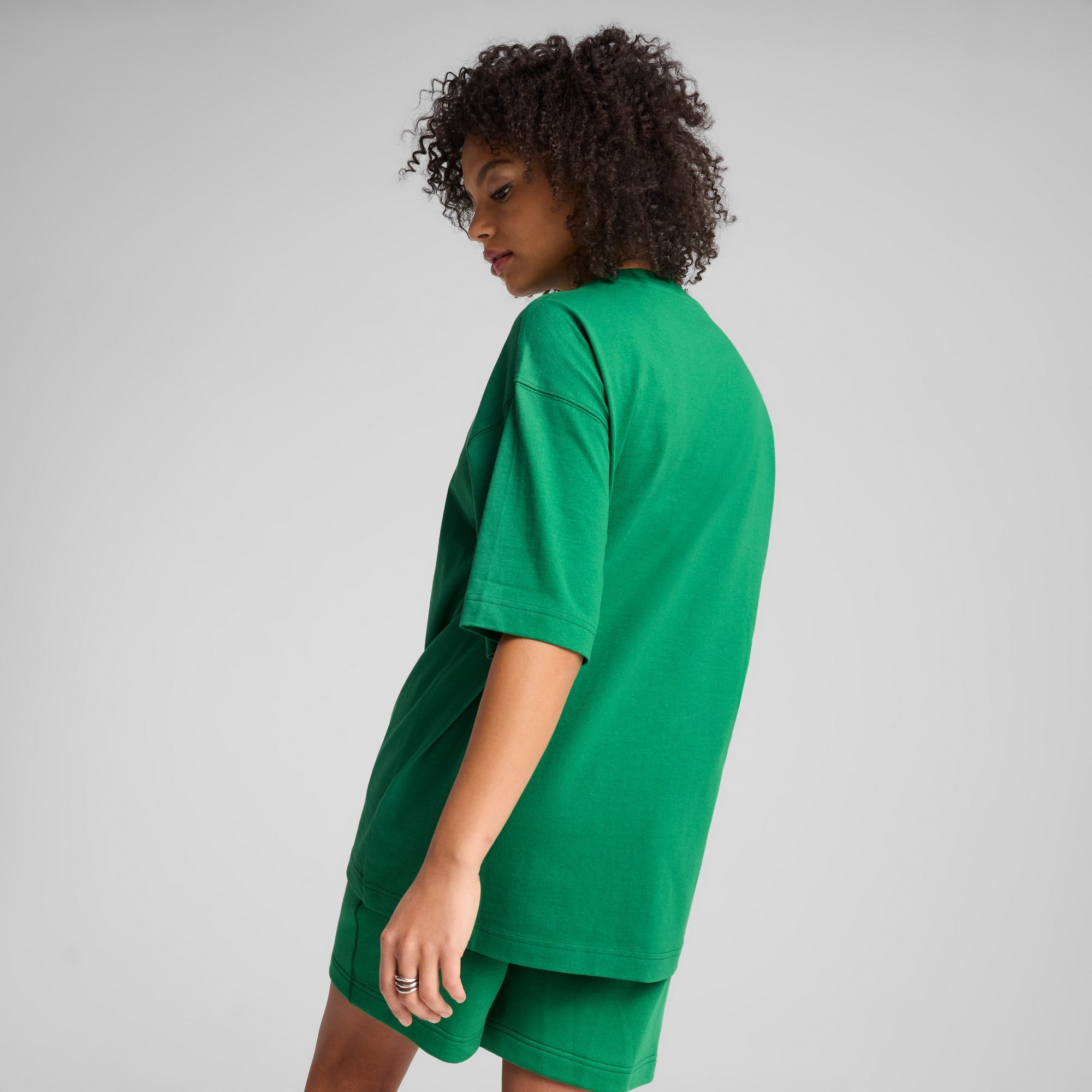 Image of Унисекс Тениска PUMA PREMIUM ESS Oversized Graphic Tee