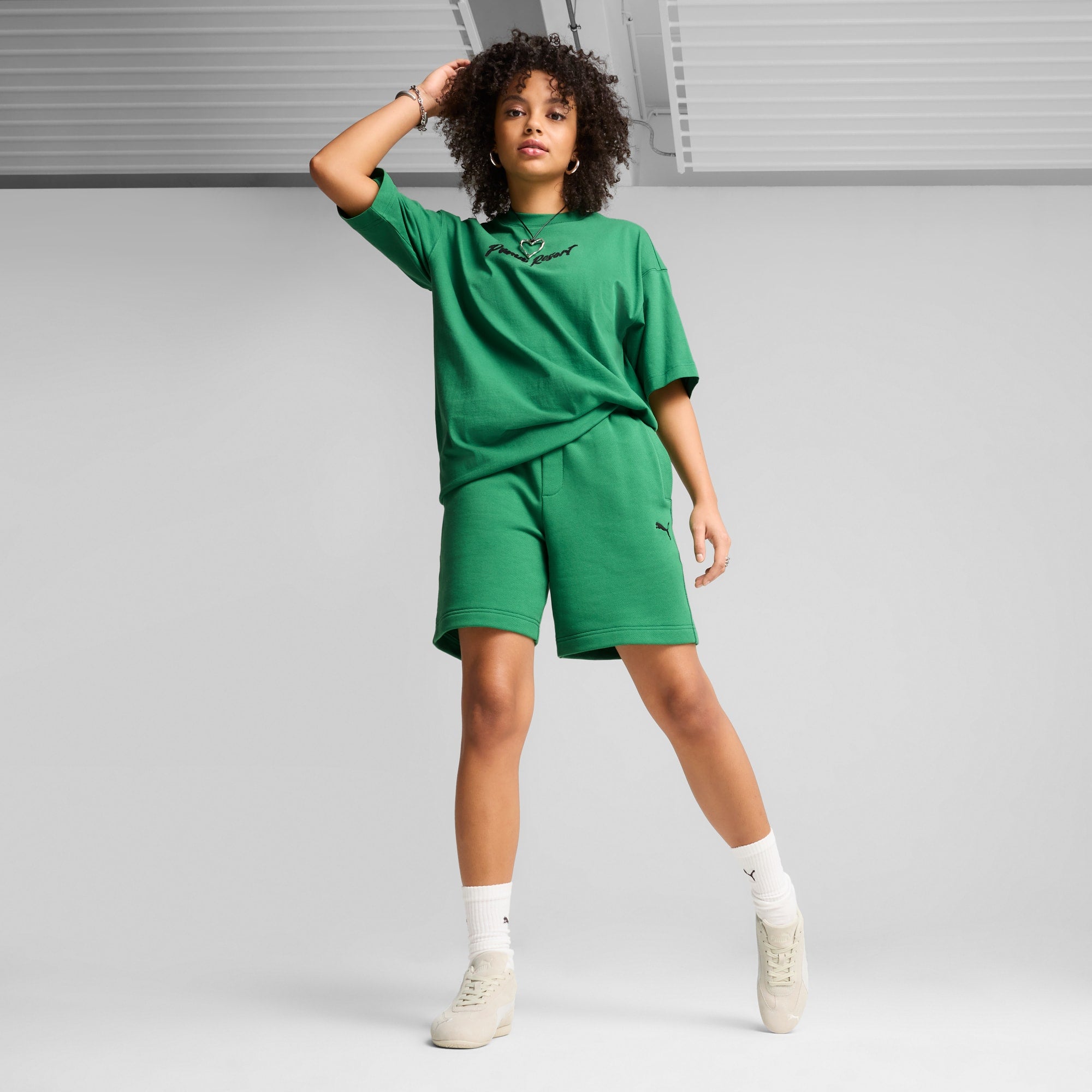 Image of Унисекс Къс панталон PUMA PREMIUM ESS Relaxed Graphic Shorts 7 TR