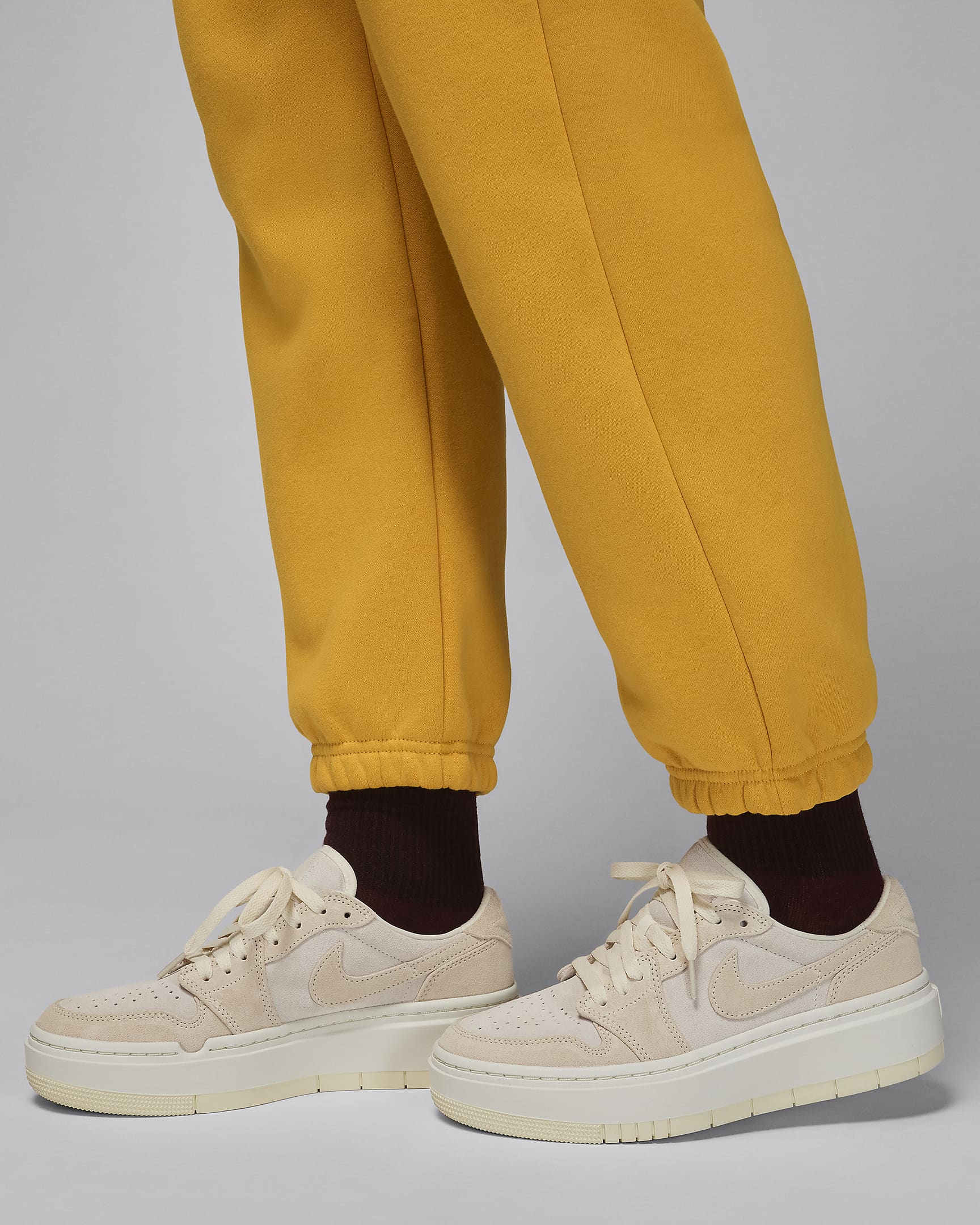 Image of Дамски Панталон NIKE W J BRKLN FLC JORDAN PANT - Ballistic-sport